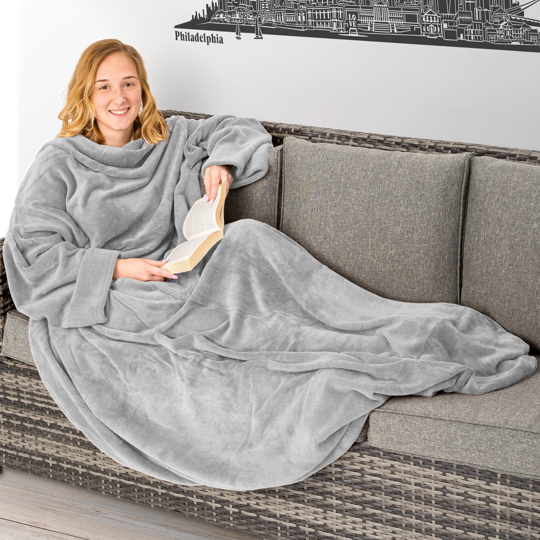 tectake Tagesdecke Kuscheldecke mit Ärmeln, 150 günstig online kaufen
