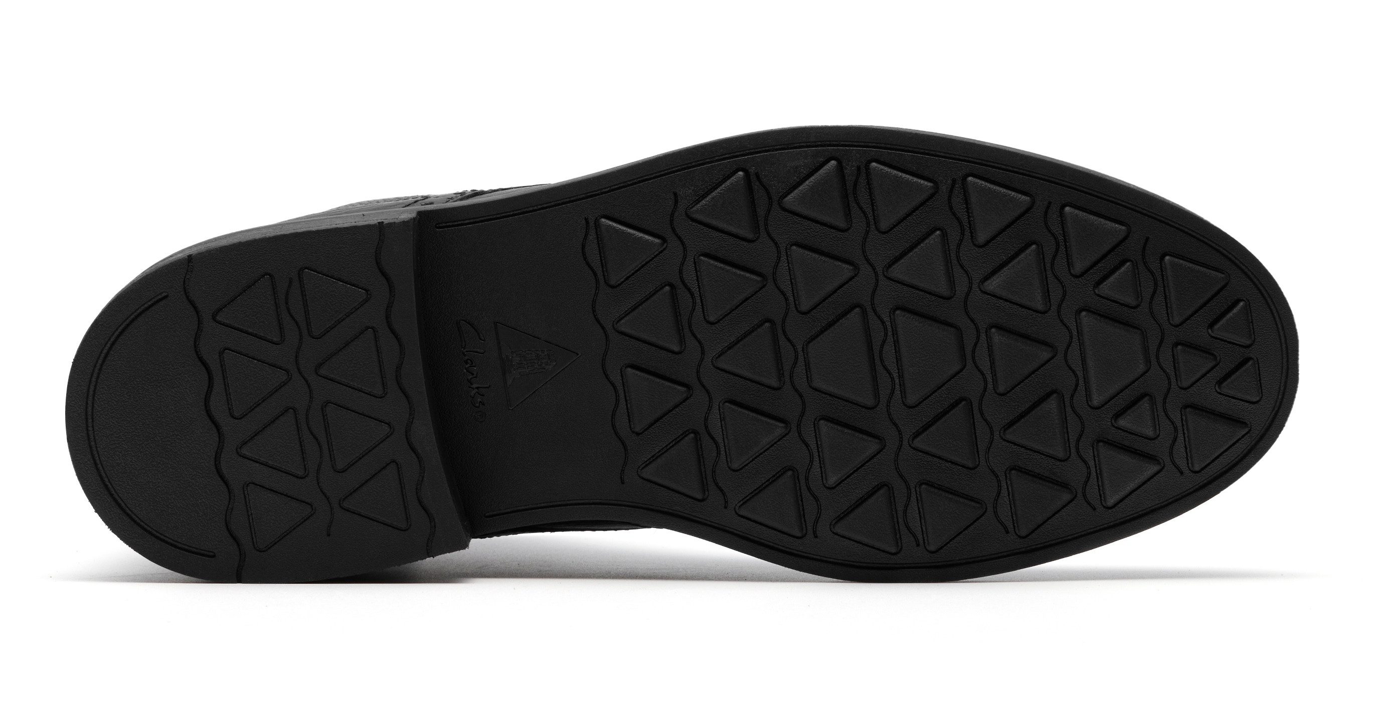 Clarks Newford Schnürstiefelette Budapester, Schnürboots mit elegantem Blockabsatz