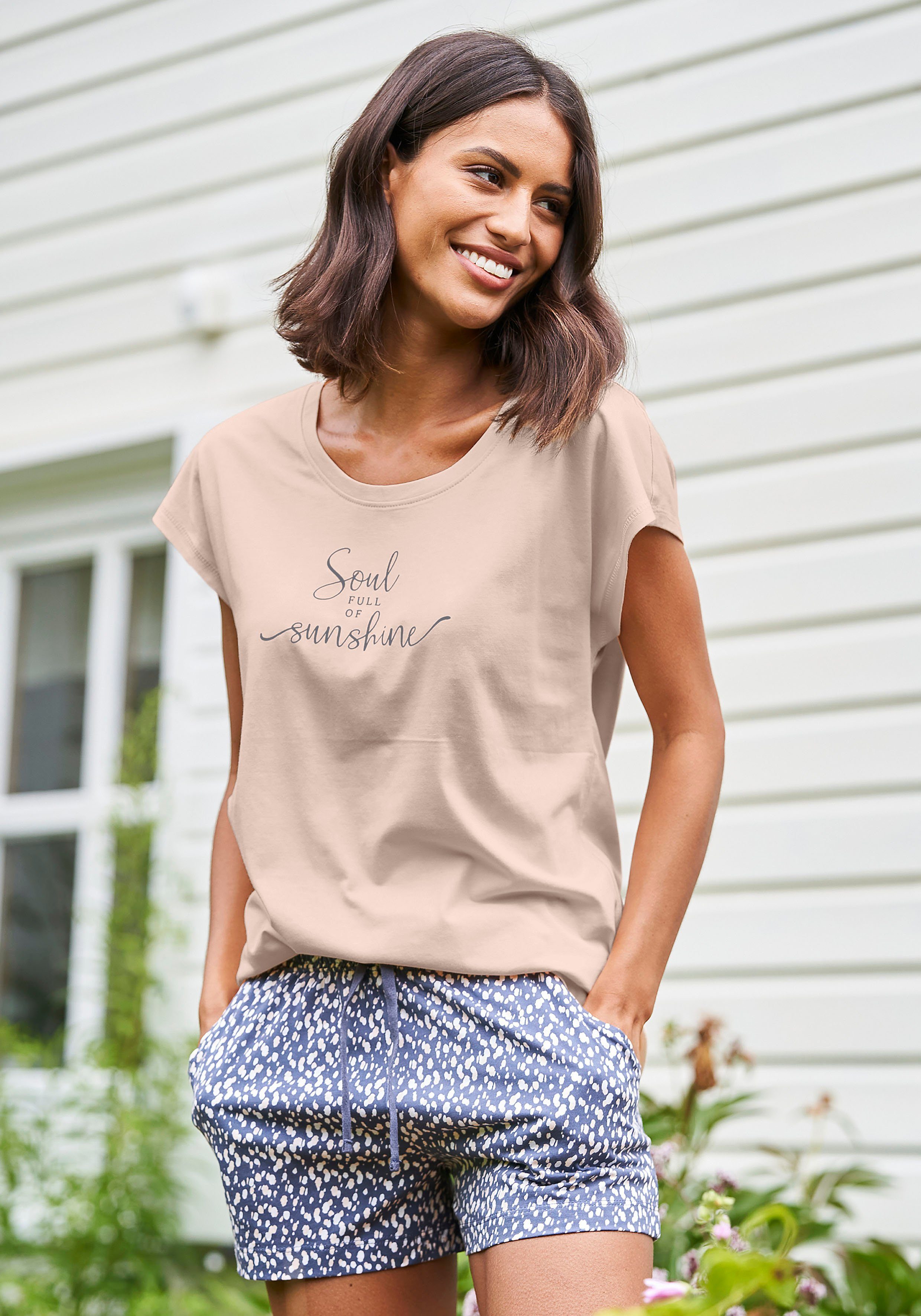 Vivance Dreams T-Shirt mit Sommer-Statementdruck apricot