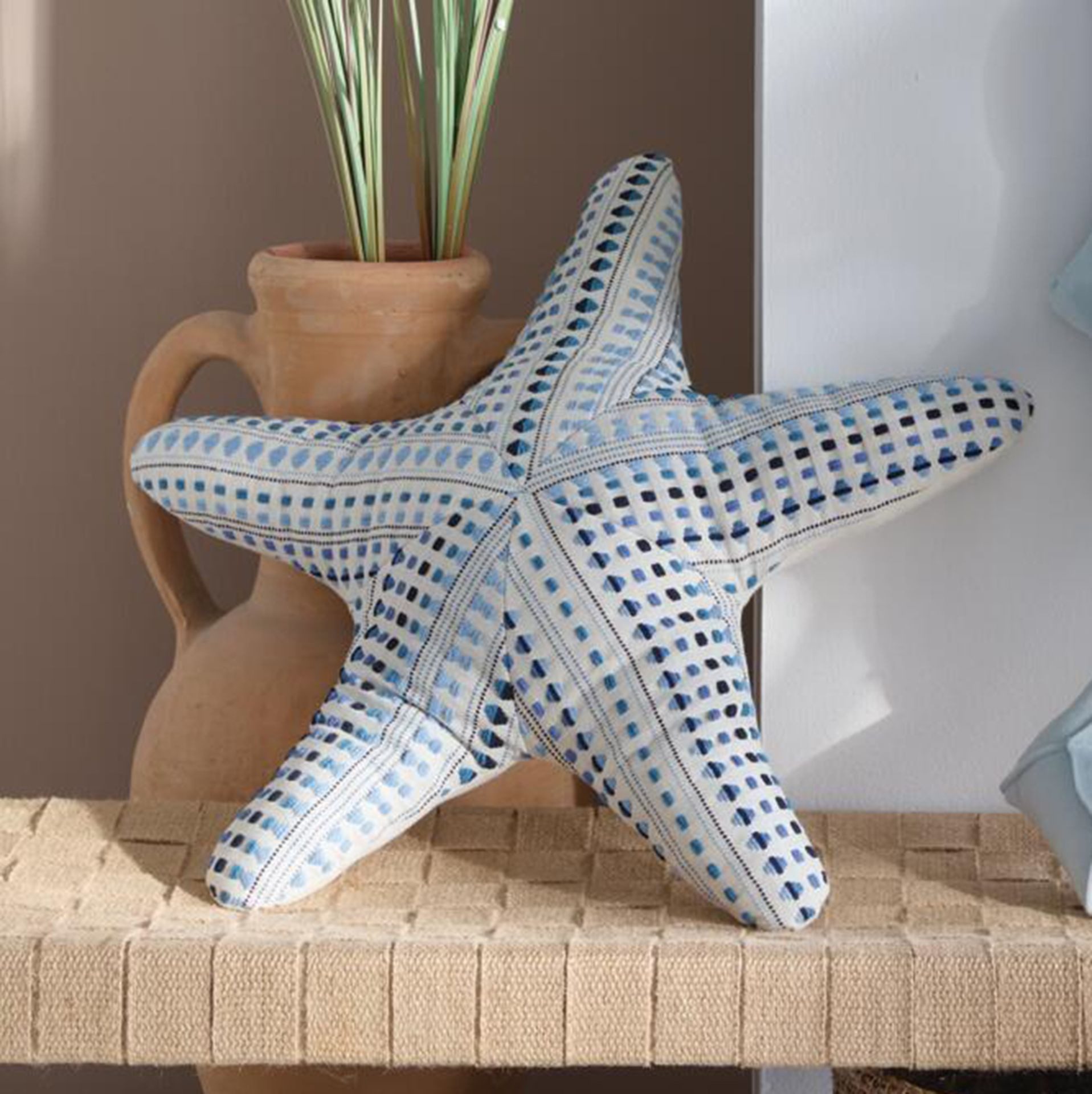 Home-trends24.de Dekokissen Seestern oder Seepferdchen Deko Kissen Couch Stuhl maritim