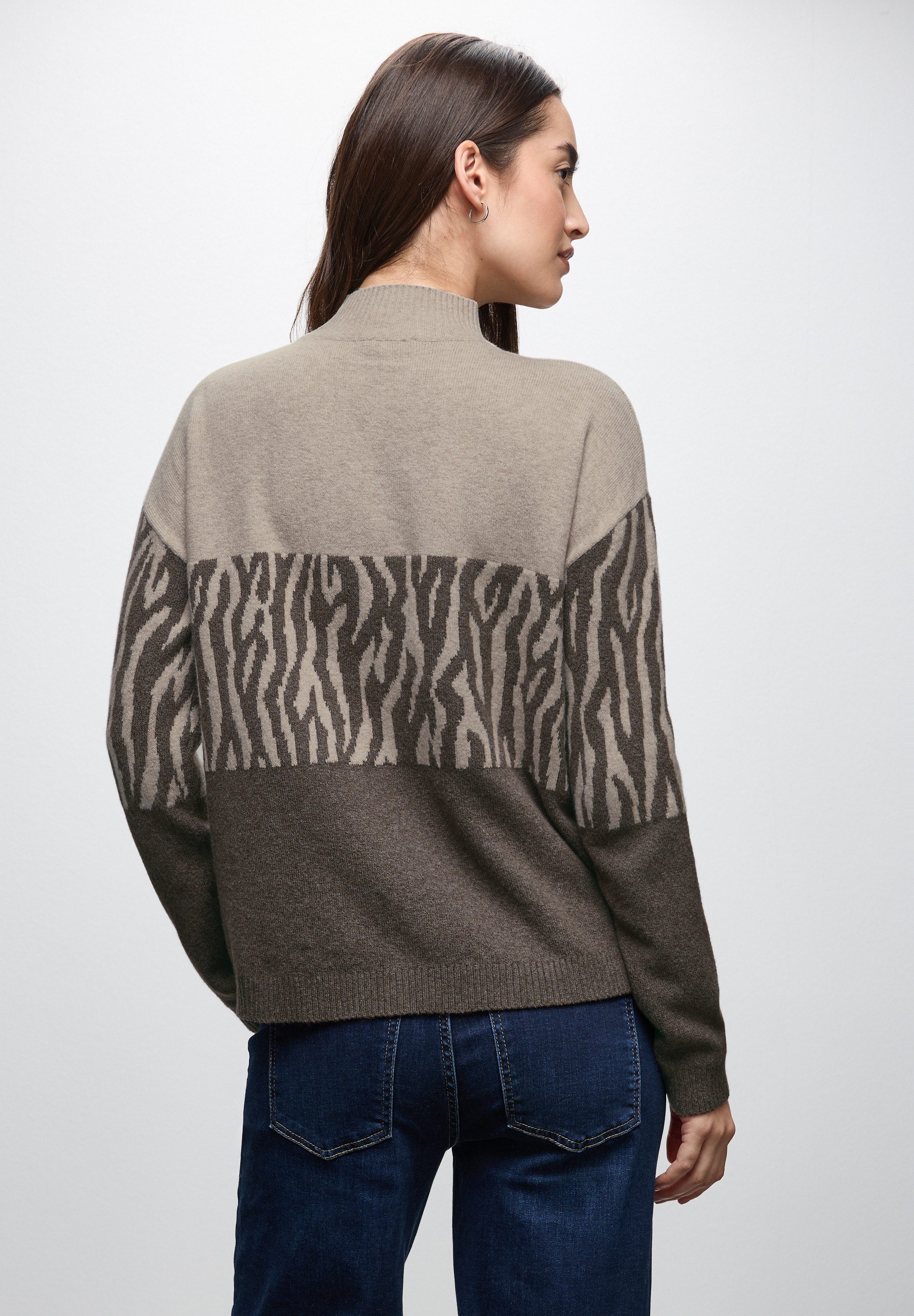 STREET ONE Rundhalspullover mit Animal-Print und Colorblocking günstig online kaufen