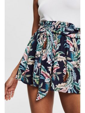 Esprit Shorts Shorts mit tropischem Print, LENZING™ ECOVERO™ (1-tlg)
