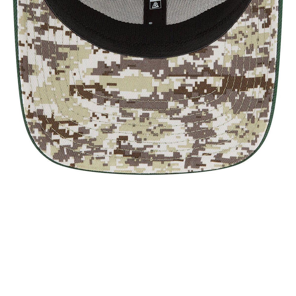 New Era Baseball Cap 39THIRTY NFL22 Salute To Service Green Bay Packers (1-St., kein Set)