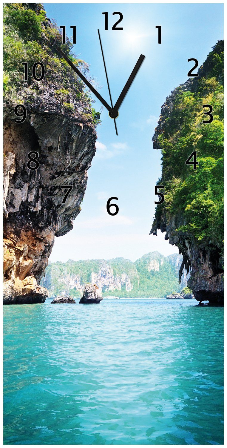Wallario Wanduhr Felsenschlucht am Meer in Thailand (Uhr aus Acryl)