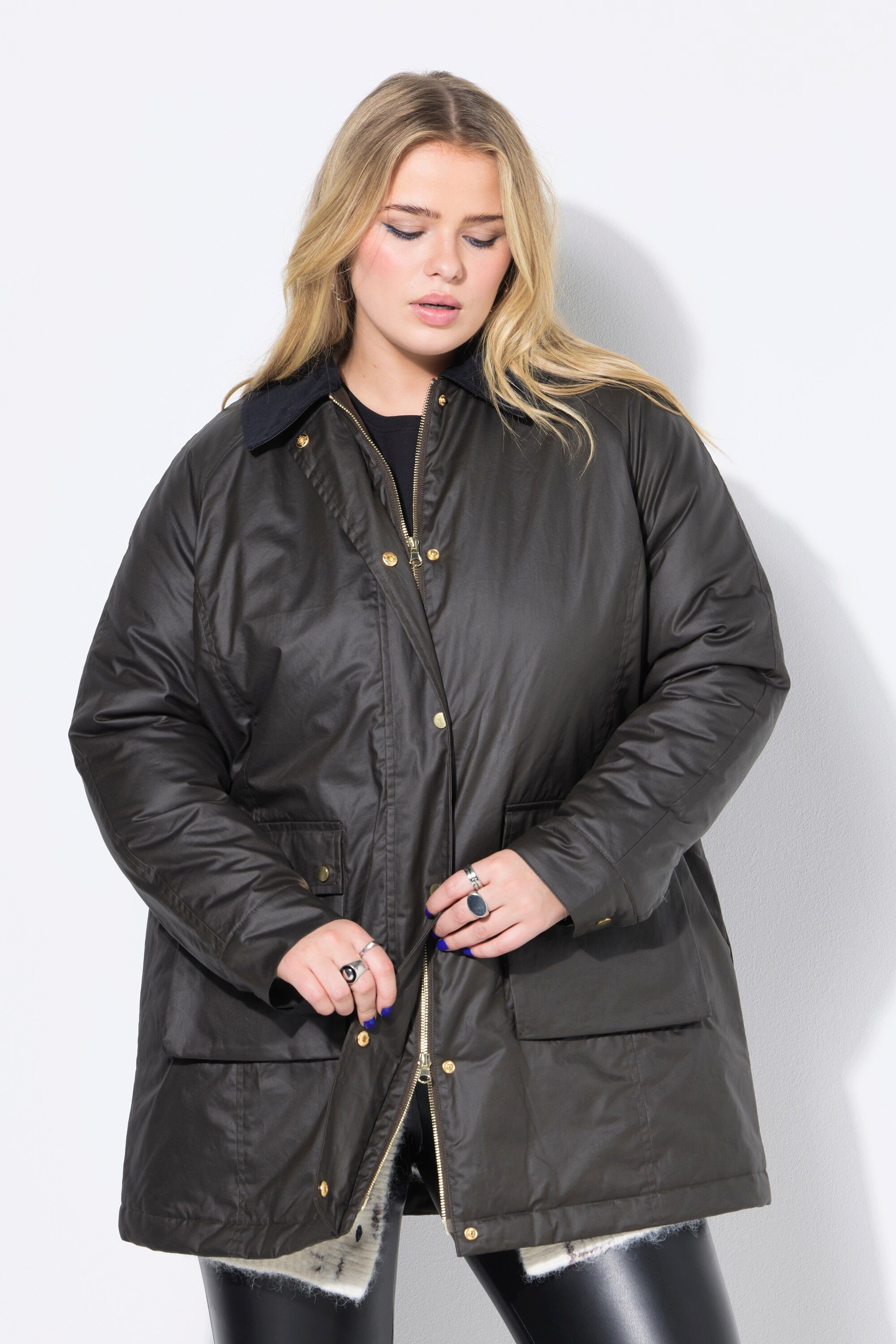 Studio Untold Outdoorjacke Coated-Jacke A-Line "Wachs"-Optik Cordkragen