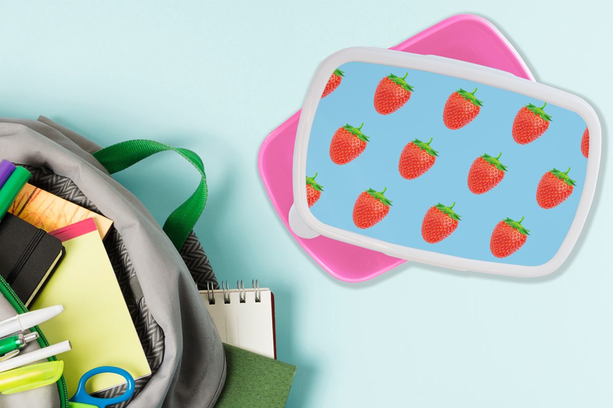 Erdbeere Kinder, - Muster Mädchen, Kunststoff (2-tlg), MuchoWow Sommer, Brotbox Brotdose rosa - für Kunststoff, Lunchbox Snackbox, Erwachsene,