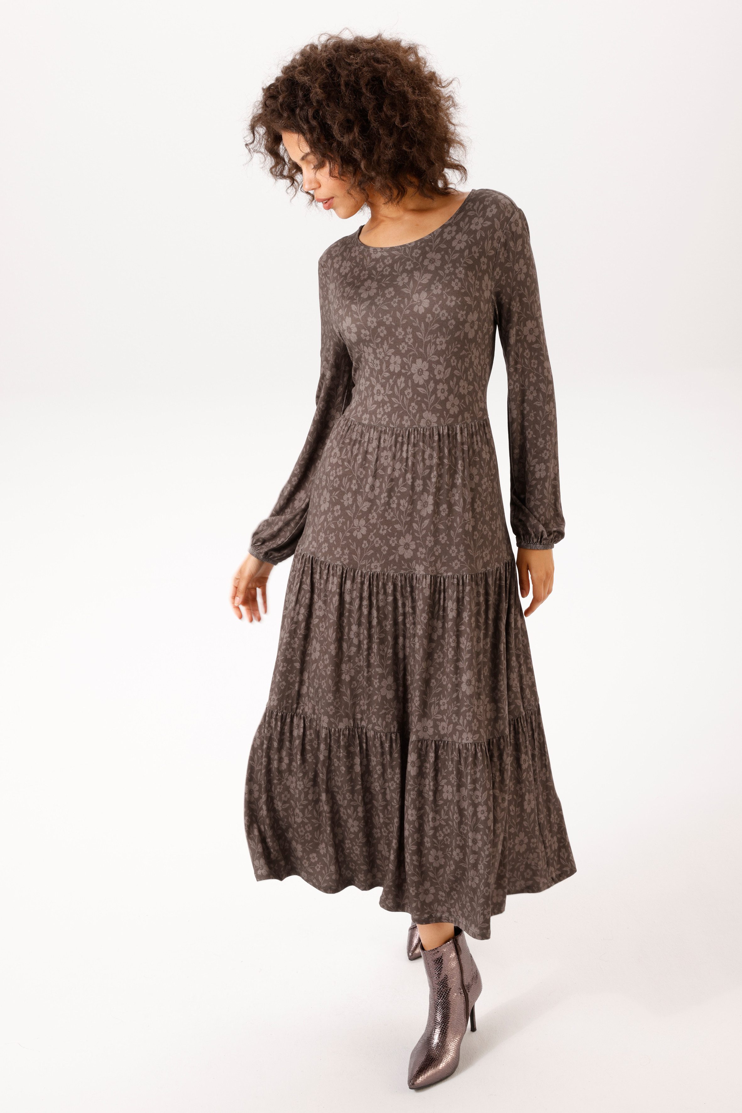 Aniston CASUAL Jerseykleid mit dezenten Blumendruck - jedes Teil ein Unikat - NEUE KOLLEKTION. € 49,99, (€ 49,99 pro 1 Stk).