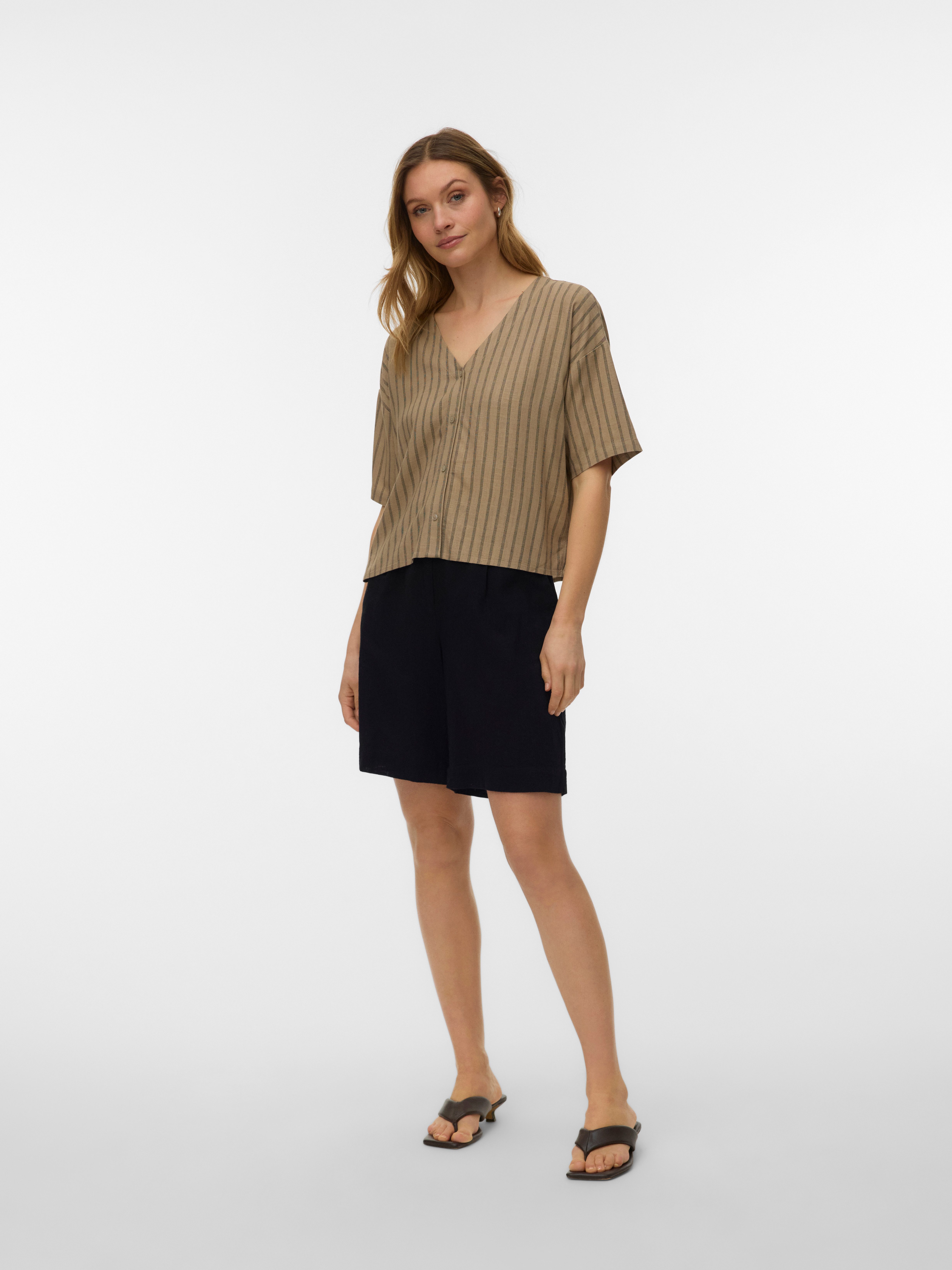Vero Moda Kurzarmbluse VMROSIE 2/4 V-NECK SHIRT NOOS Viskosemischung. mit Leinen, Kurzarm