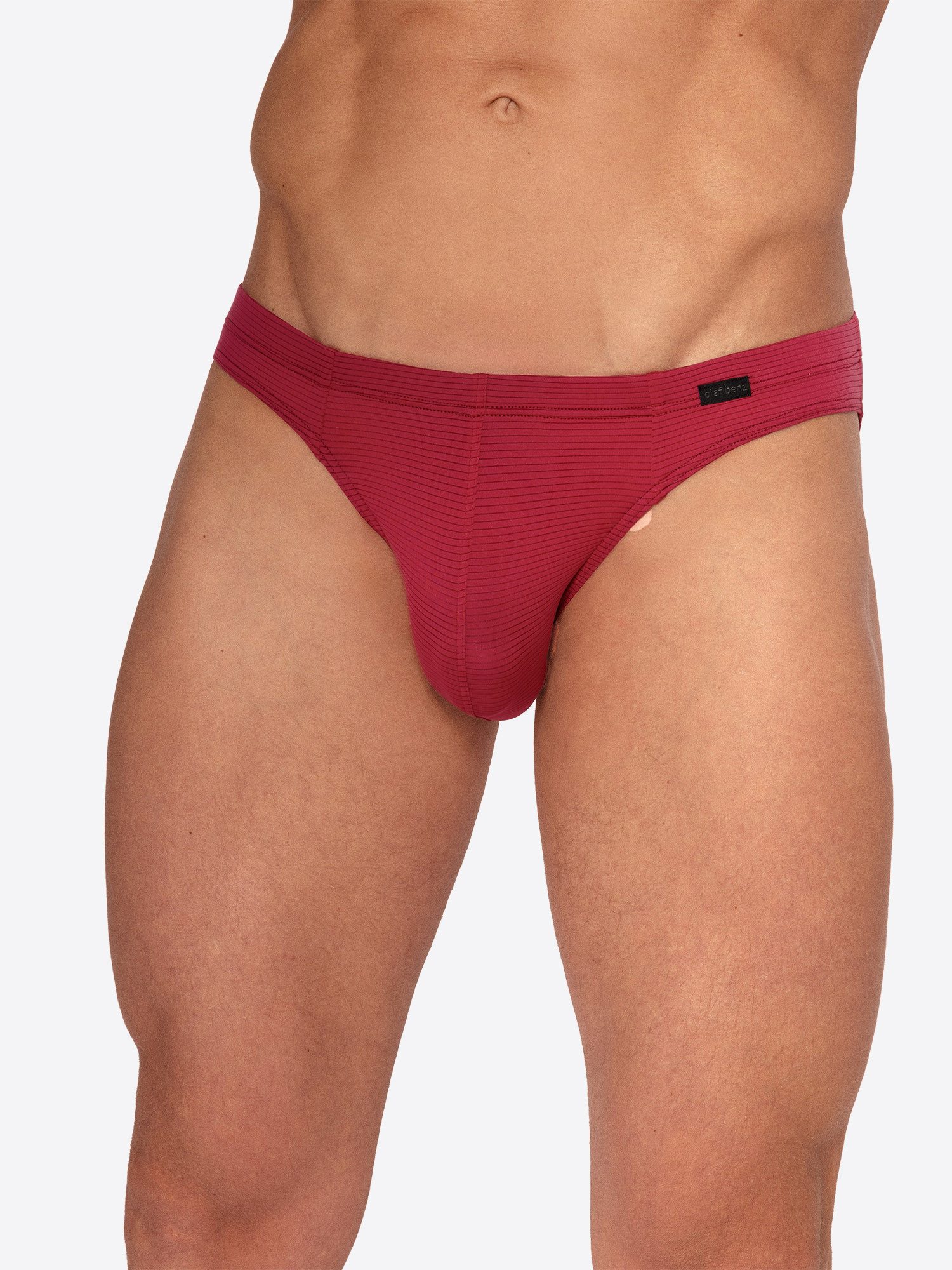 String RED2555