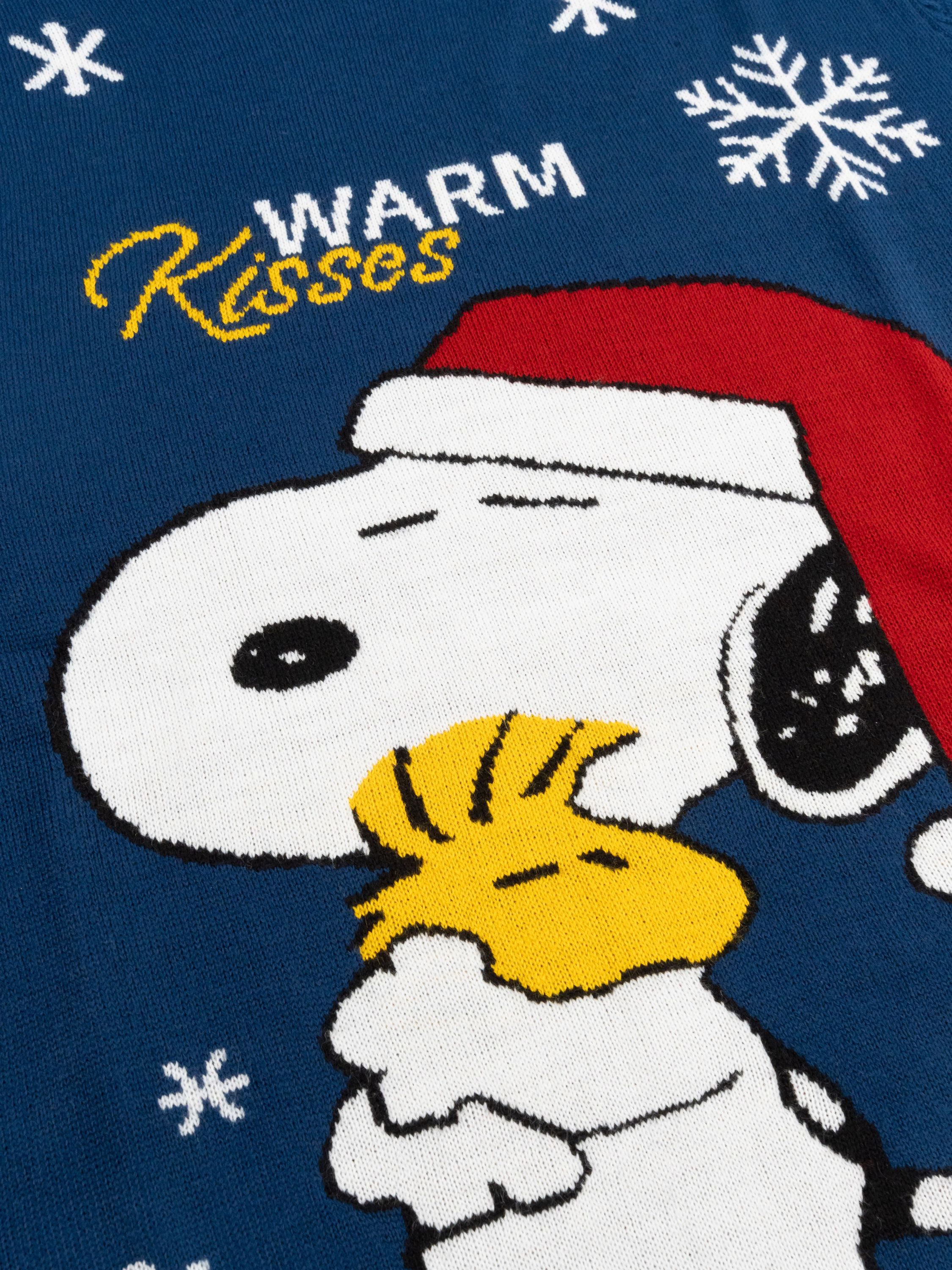 United Labels® Weihnachtspullover The Peanuts Snoopy Strickkleid Warm Kisses Winter Strick Kleid