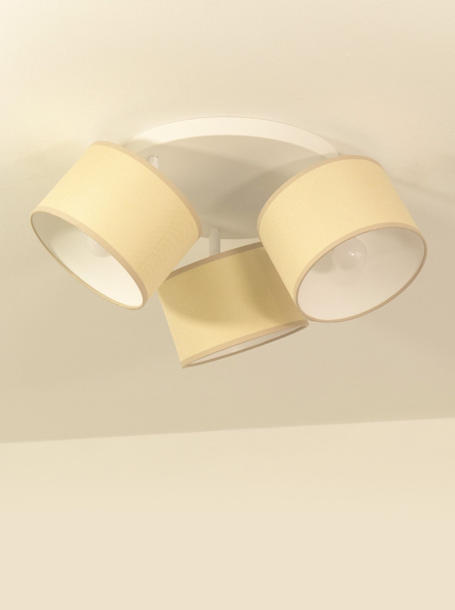 Licht-Erlebnisse Deckenstrahler AROS, ohne Leuchtmittel, Metall Stoff E27 verstellbar 45 cm breit Weiß Hellsand 3-flammig