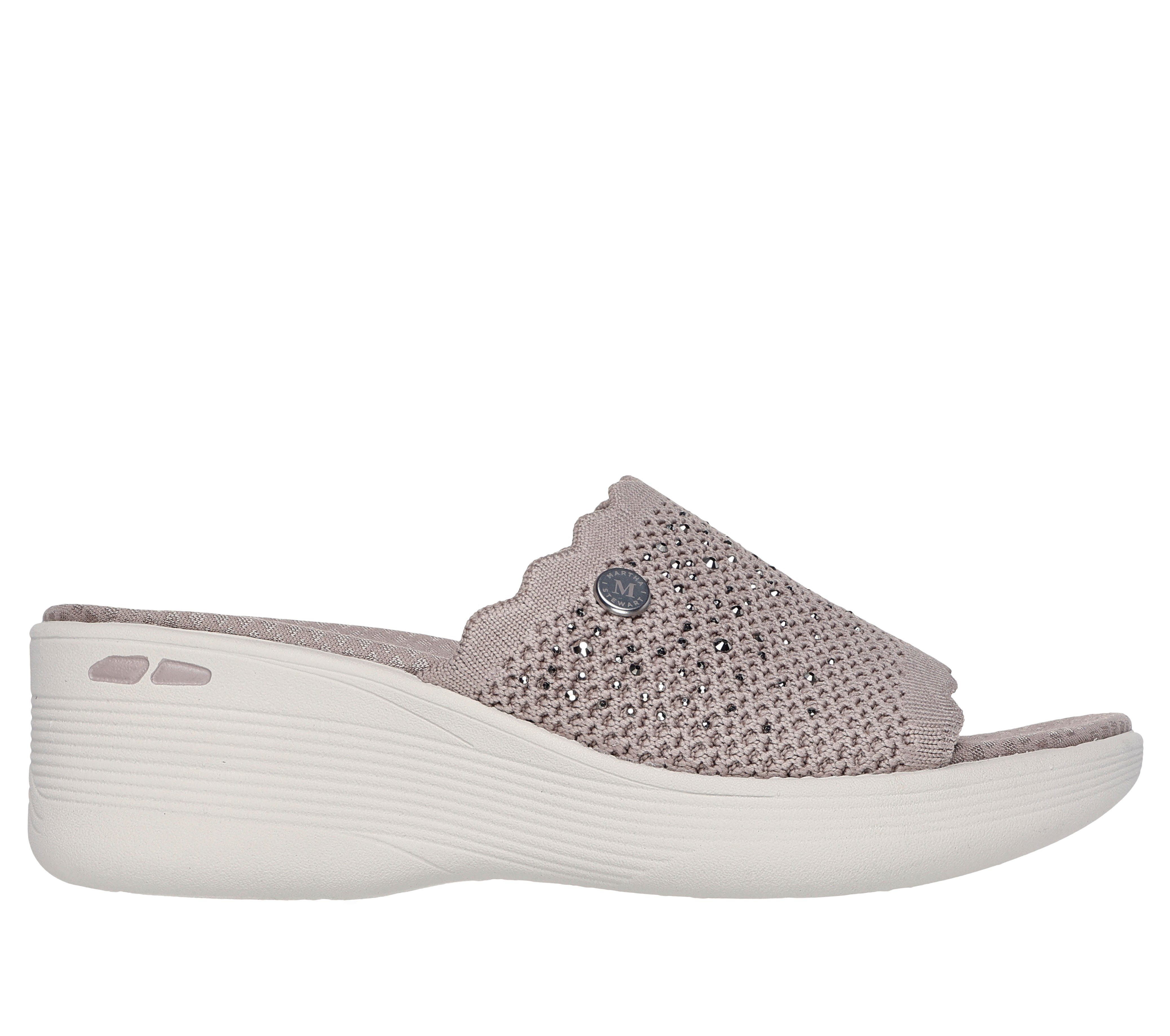 Skechers PIER-LITE-LIGHT ESSENCE Pantolette Sommerschuh, Strandschuh mit Luxe Foam und Glitzerdetails