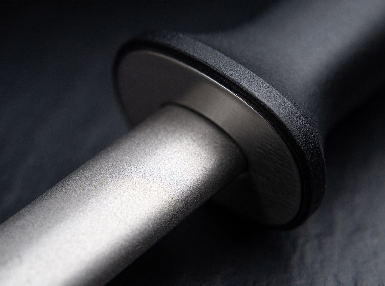 Böker Manufaktur Solingen Schleifstein Diamant-Schleifstab Schwarz mit Öse, mit Aufhängevorrichtung