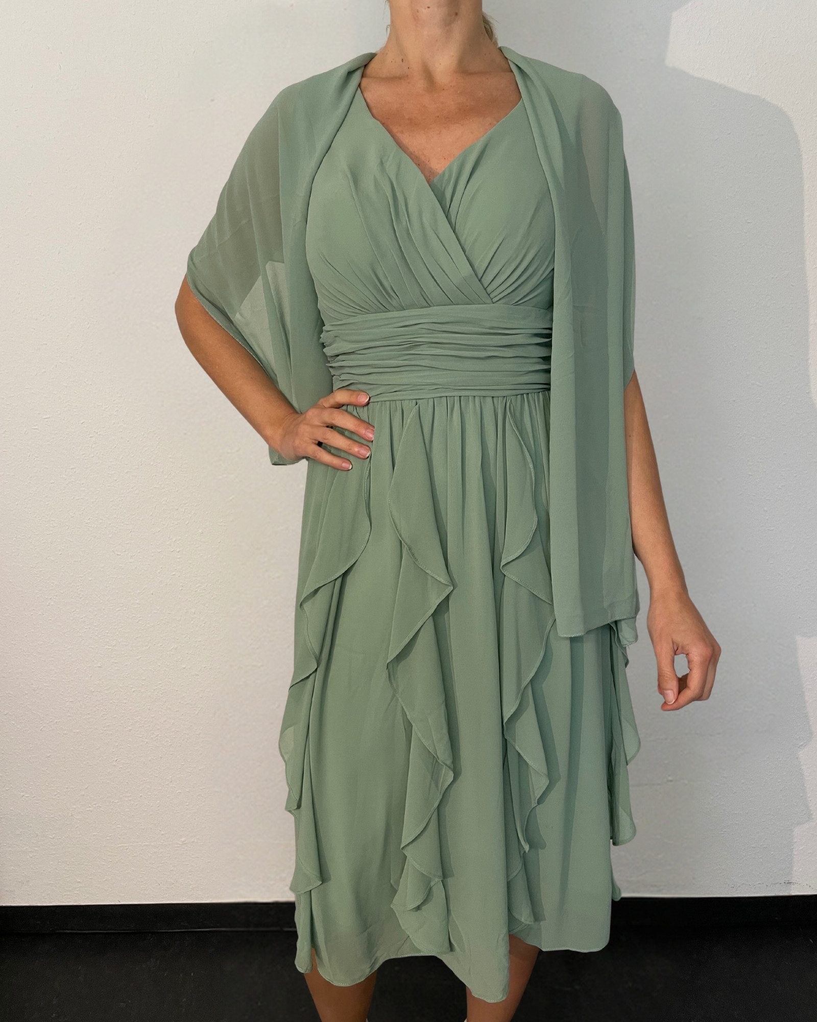 ITALY VIBES Midikleid MADRISA - Abendkleid - Kleid mit Stola - Wasserfallro günstig online kaufen