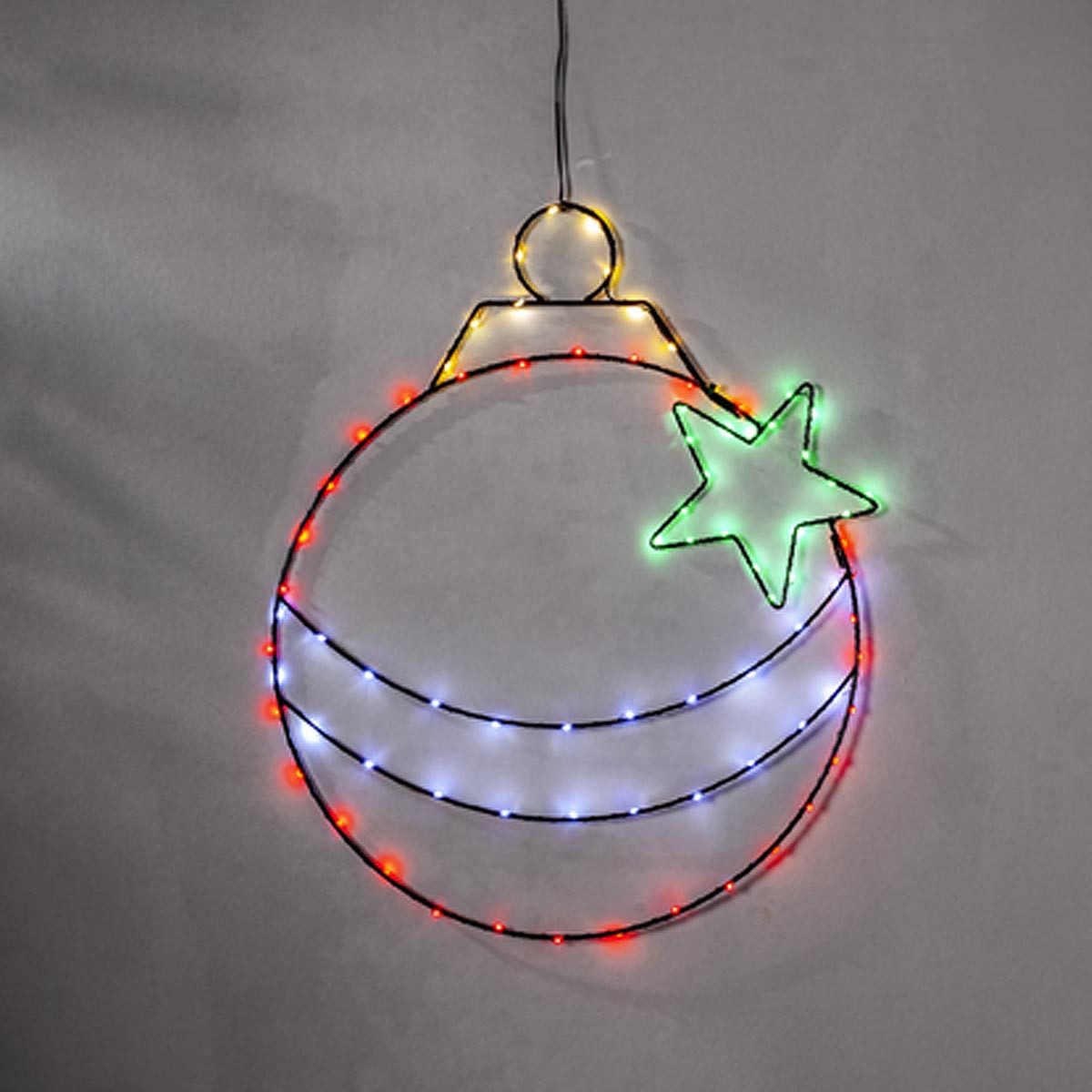 STAR TRADING LED Fensterleuchter Fensterhänger X-MAS KUGEL, Metall 39x47cm, 82 LEDs, bunt