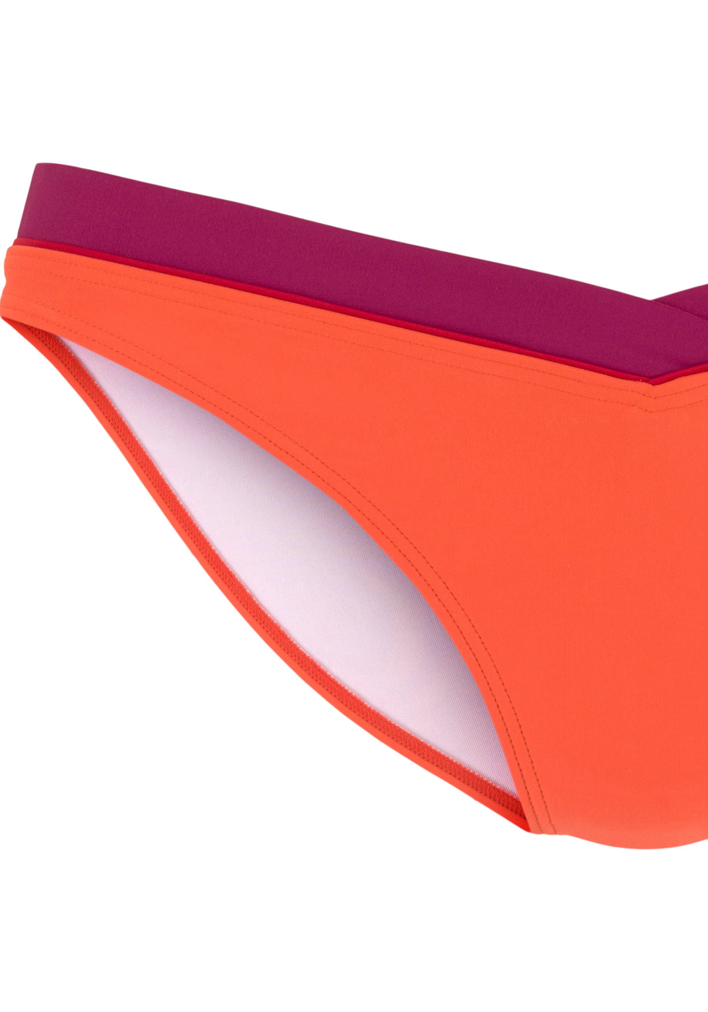 s.Oliver Bikini-Hose Yella mit kontrastfarbenen Details und V-Bund