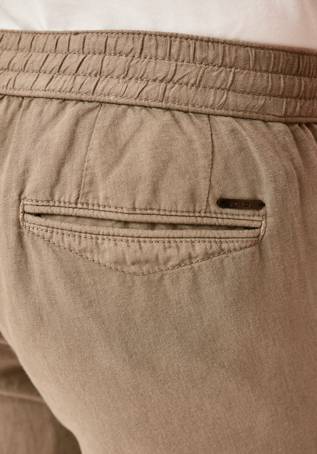 Redpoint Chinoshorts WHITBY Baumwoll-Leinen Jogg Bermudas aus der 16 Shades Edition