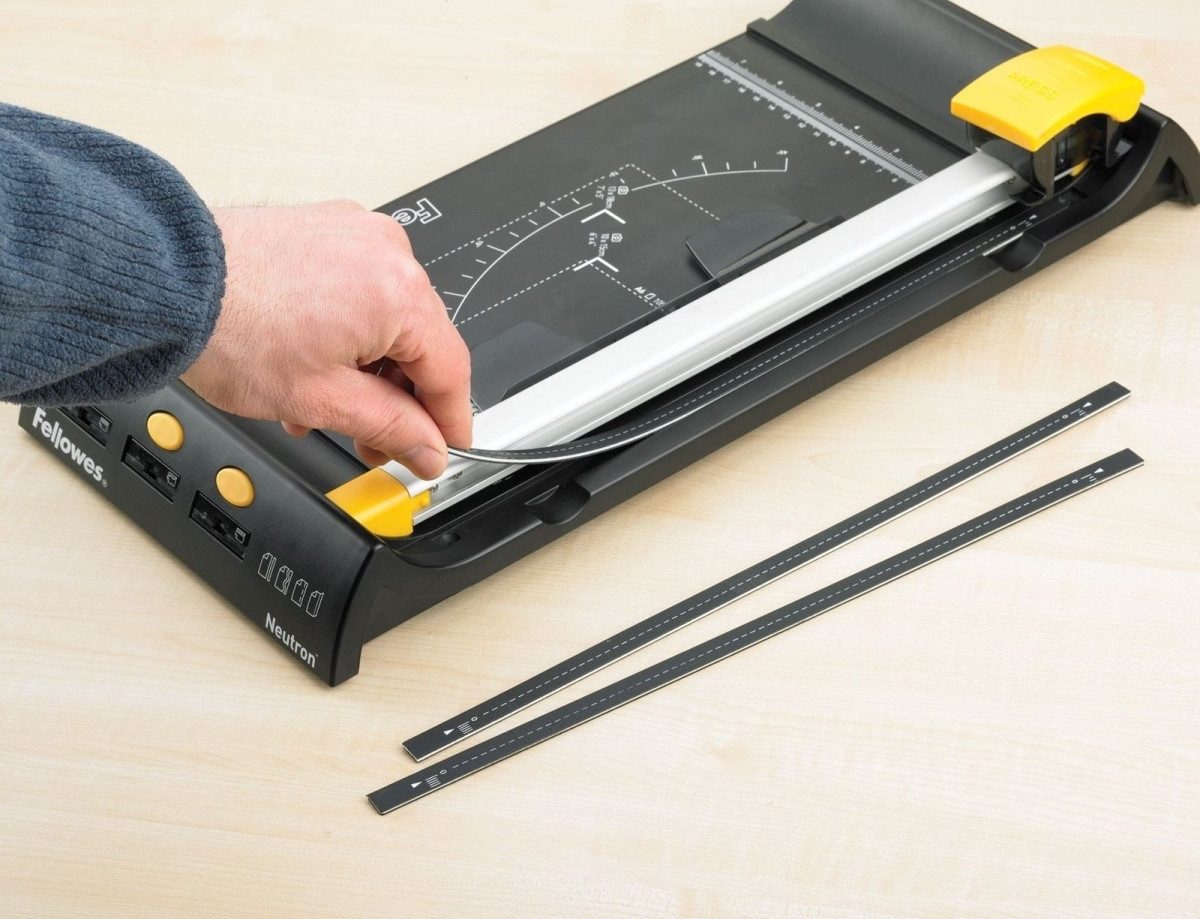FELLOWES Papierschneidegerät Schneidstreifen A3 für Rollenschneidgeräte VE=3 Stück