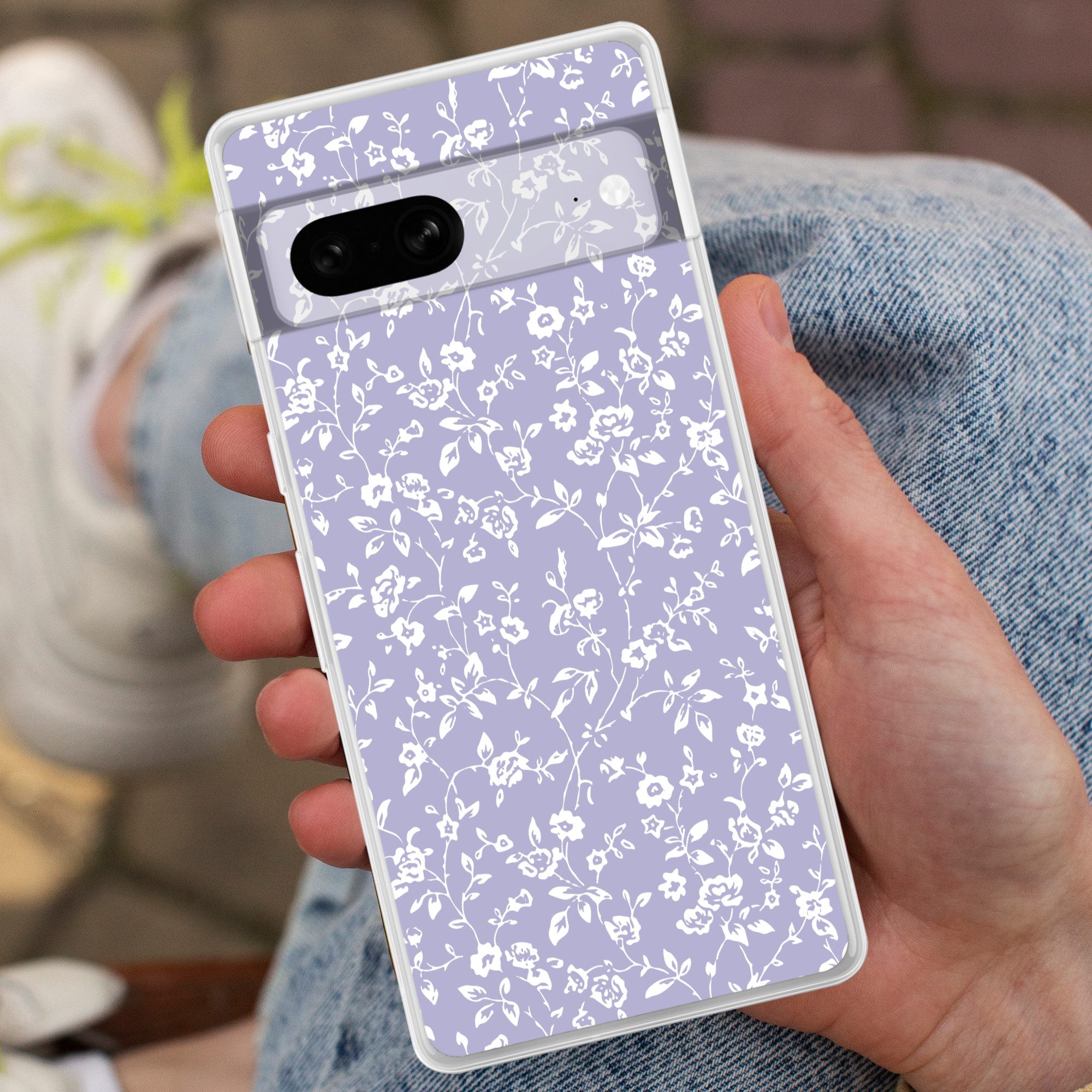 MuchoWow Handyhülle für Google Pixel 7 Florales Muster - Lila - Weiß - Blumen, Phone Case, Silikon, Schutzhülle Dünn