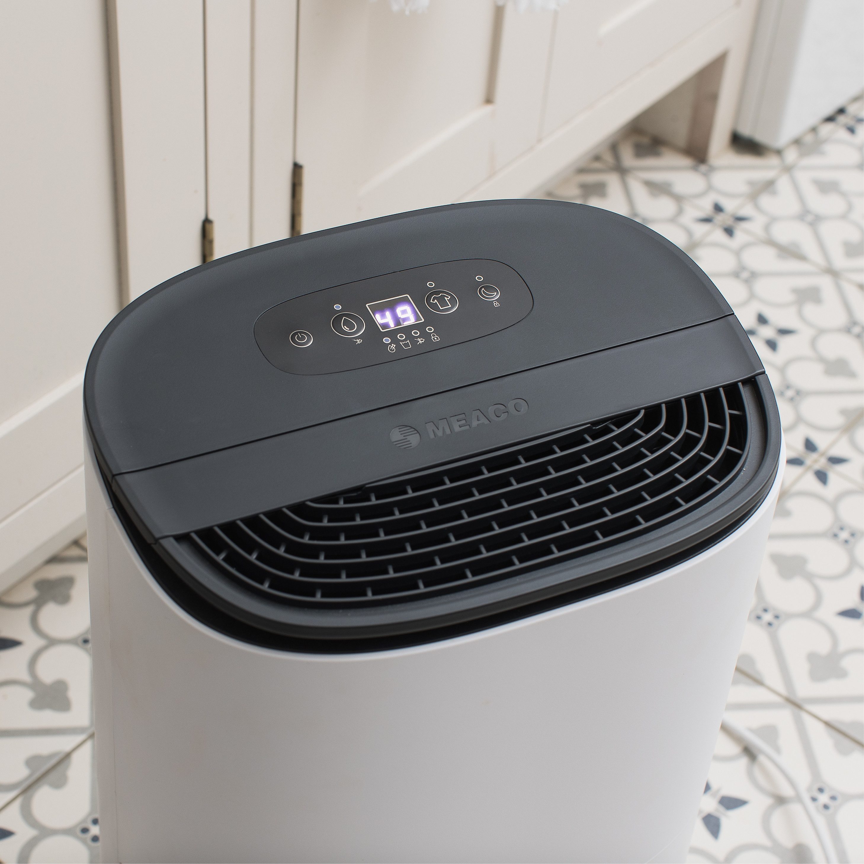 Meaco Luftentfeuchter Arete® One 10L, für 24 m³ Räume, Entfeuchtung 10,00 l/Tag, Tank 2,50 l, mit HEPA-13 Filter, extrem leise und außergewöhnlich energieeffizient