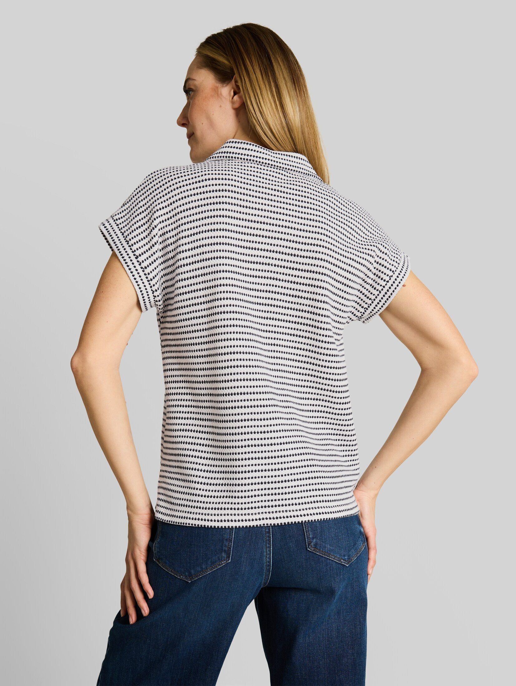 TOM TAILOR T-Shirt T-Shirt Loose Fit Jacquard T-Shirt mit Polokragen