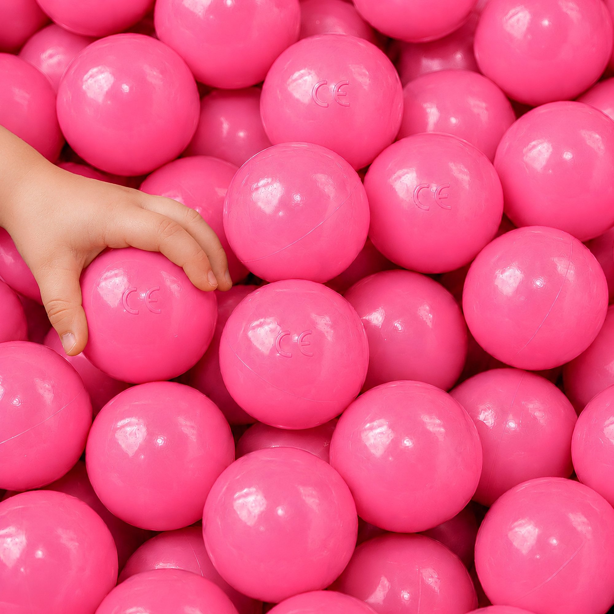 LittleTom Bällebad-Bälle Baby - 50 Bunte Bälle fürs Bällebad - Geprüfte Spielbälle für Kinder (50-St), Ab dem 1. Tag: Babybälle zum Greifen - Plastikbälle für den Bällepool
