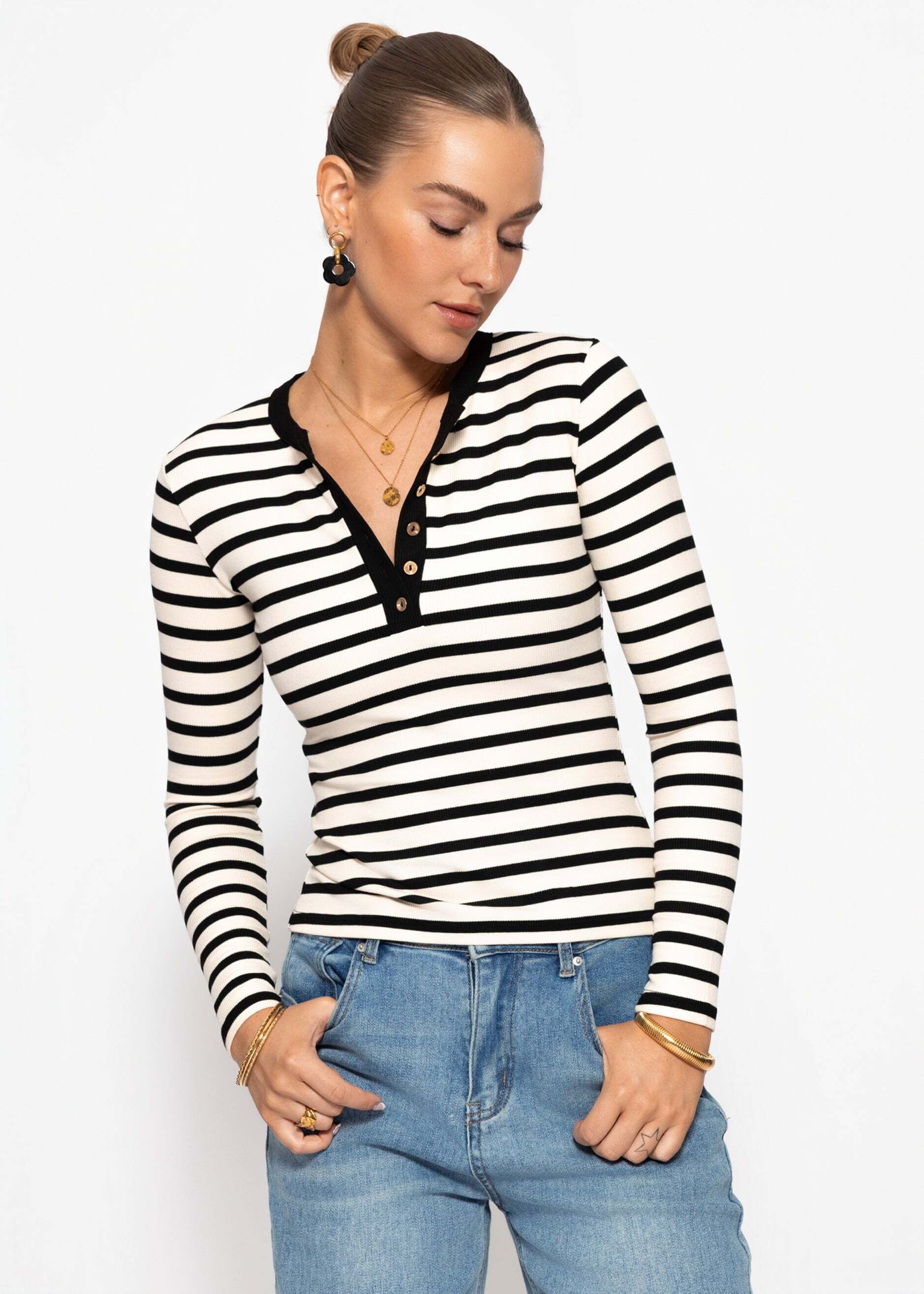 SASSYCLASSY Langarmshirt Top mit Streifen und V-Ausschnitt für Damen Modernes Shirt mit langen Armen in Schwarz Weiß – Bild 3 von 5