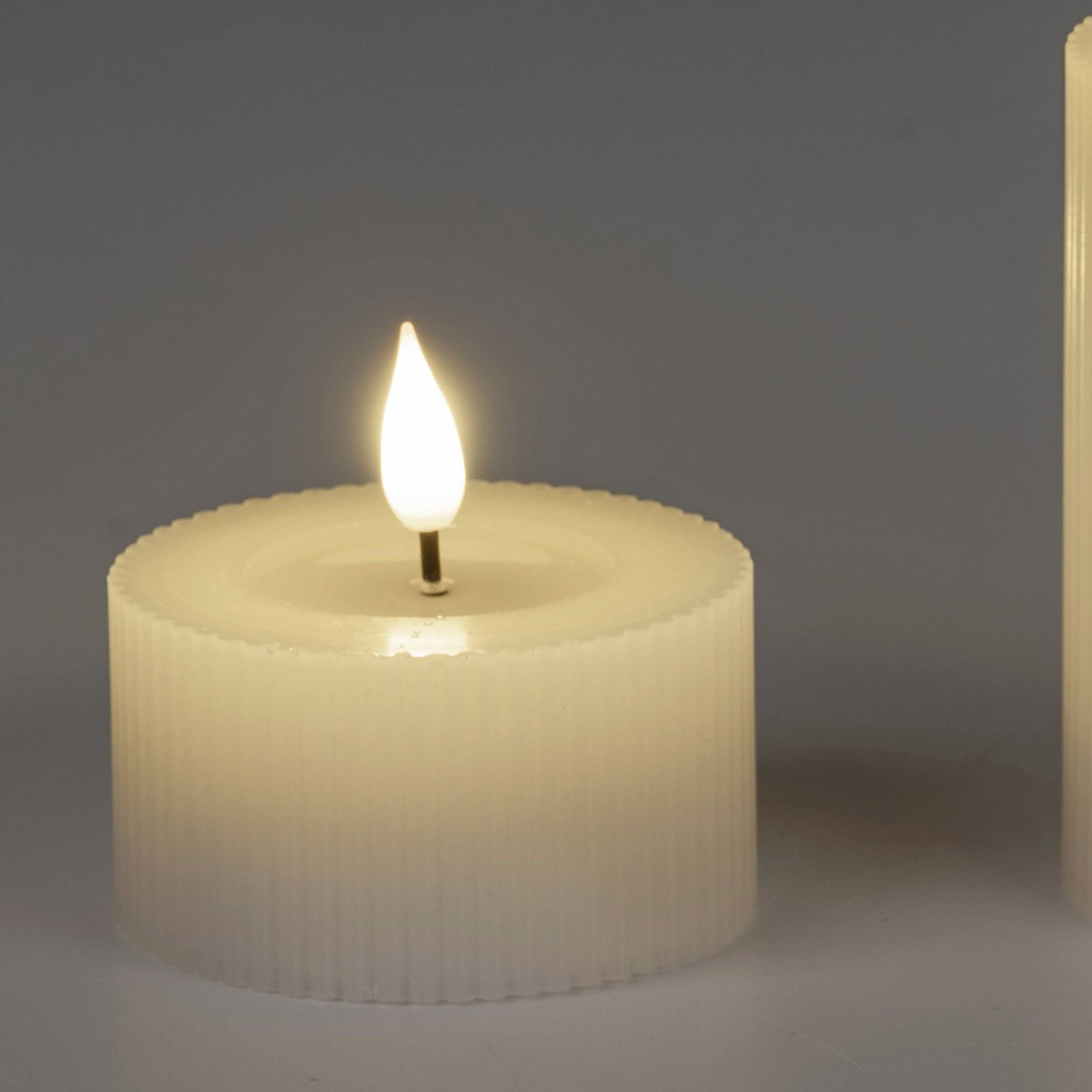 formano LED-Kerze Streifen, Mit Timerfunktion, creme, Motiv: Rillen