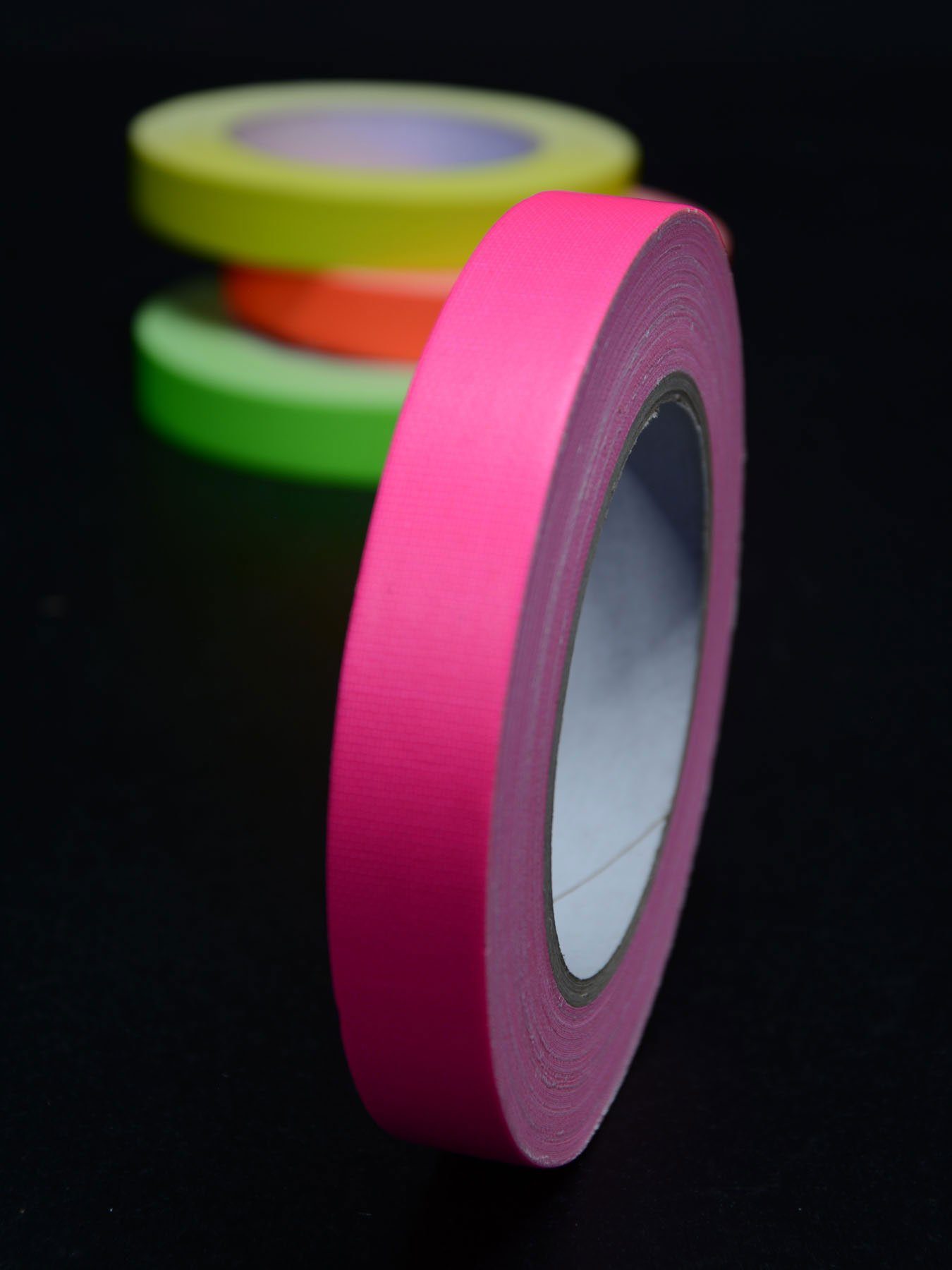 25m-Rolle PSYWORK 19mm Pink, Schwarzlicht leuchtet UV-aktiv, Klebeband Tape Rolle Neon Schwarzlicht unter Gewebeklebeband