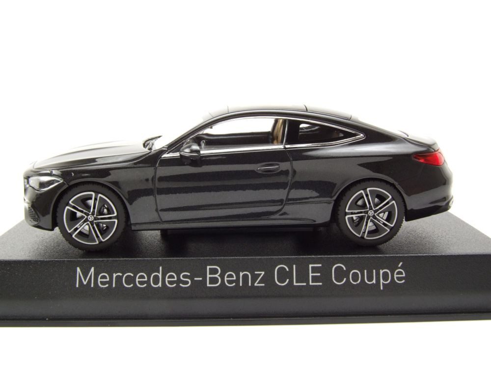 Norev Modellauto Mercedes CLE Coupe 2024 matt grau, Maßstab 1:43