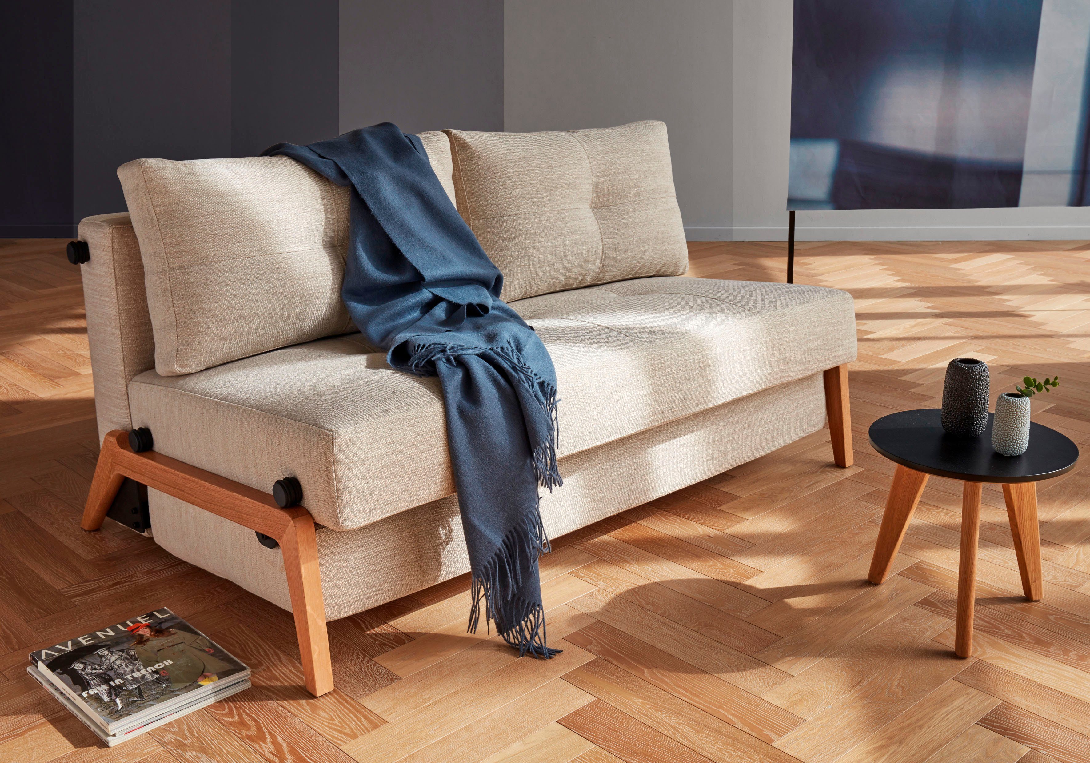 INNOVATION LIVING ™ Schlafsofa mit Cubed, Eiche Klappsofa Füßen 612 Kompaktes aus sand