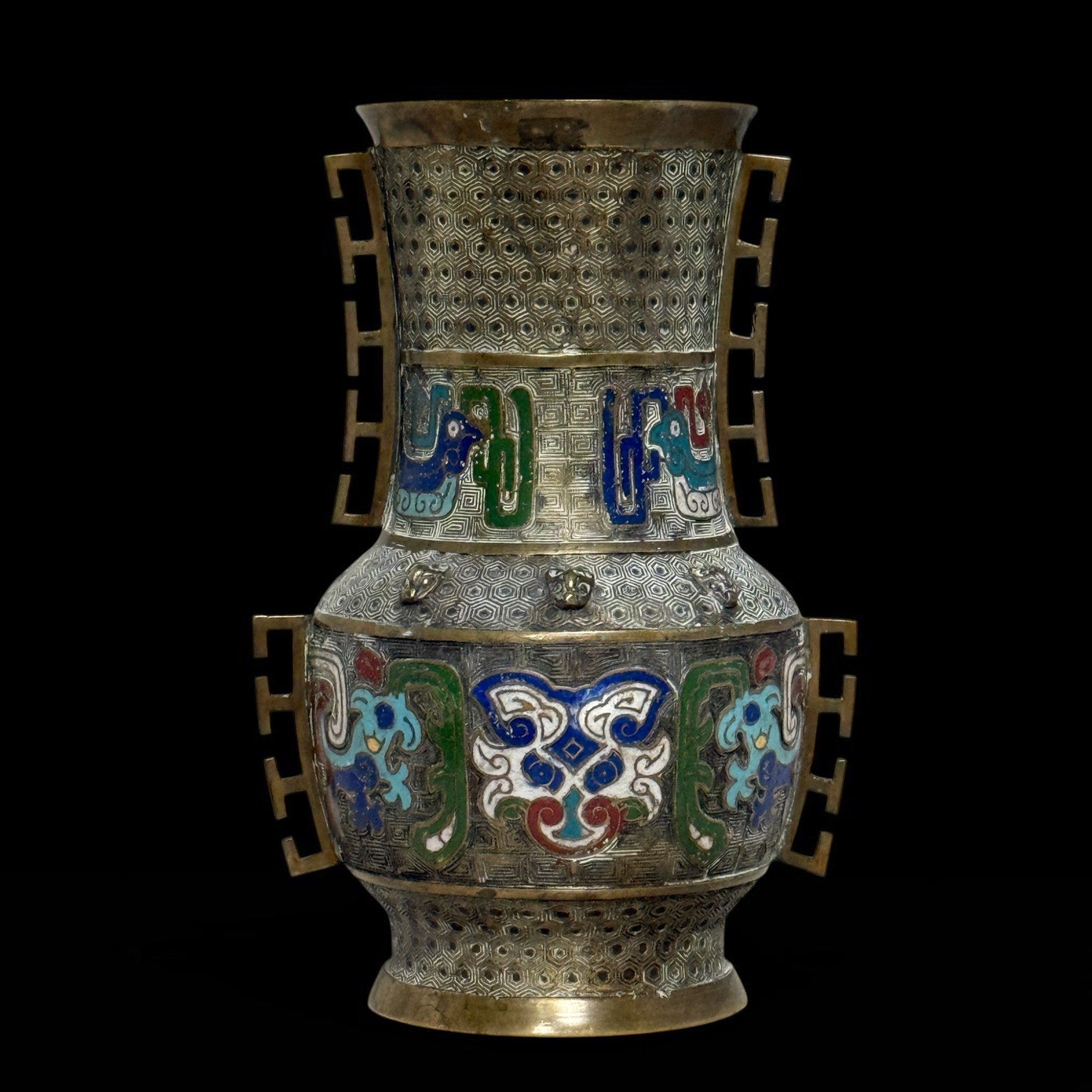 Asien LifeStyle Buddhafigur Cloisonné Vase China Qing-Dynastie 19. Jh. Hu-Form Email 27,5 cm