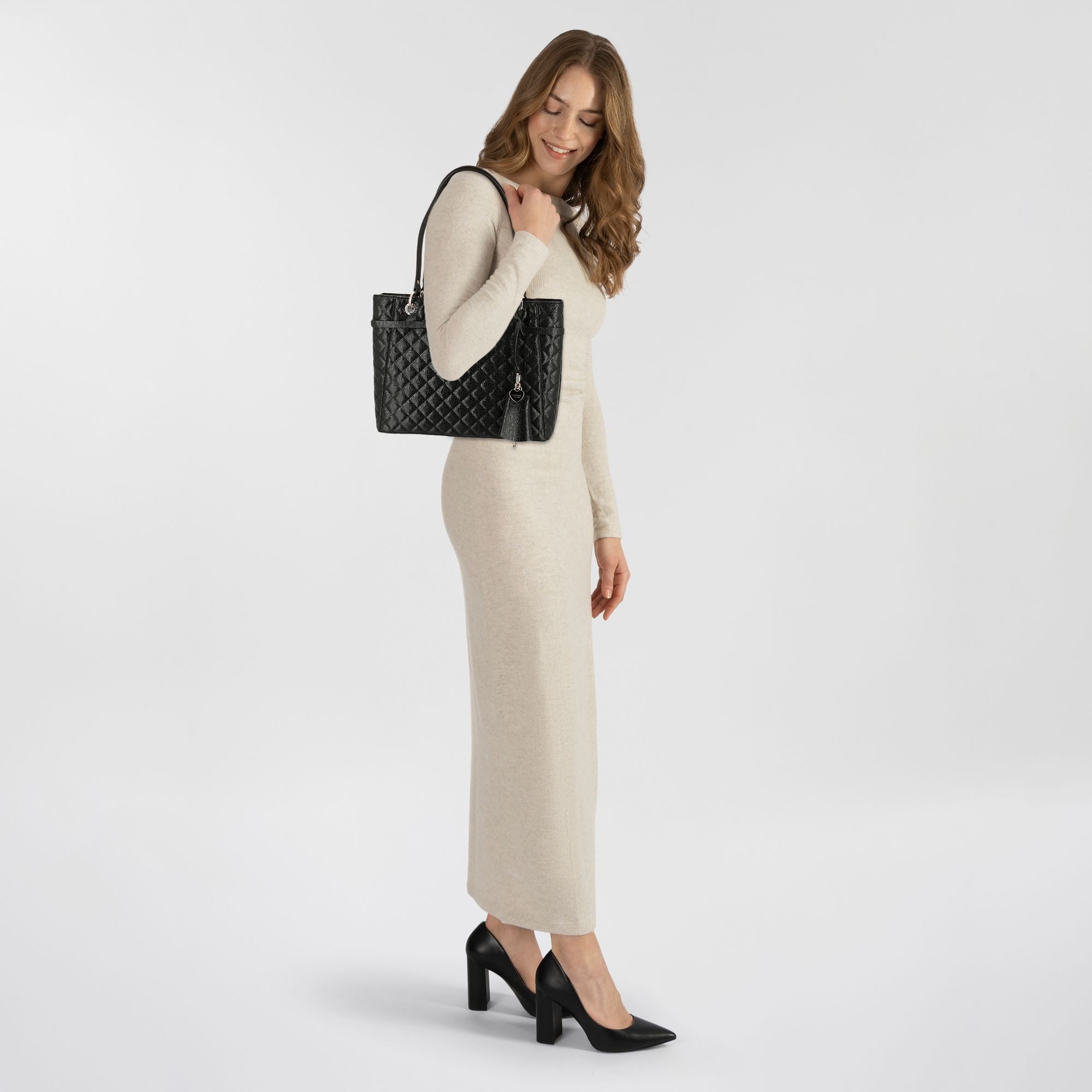 Guess Shopper Idra, Polyurethan günstig online kaufen