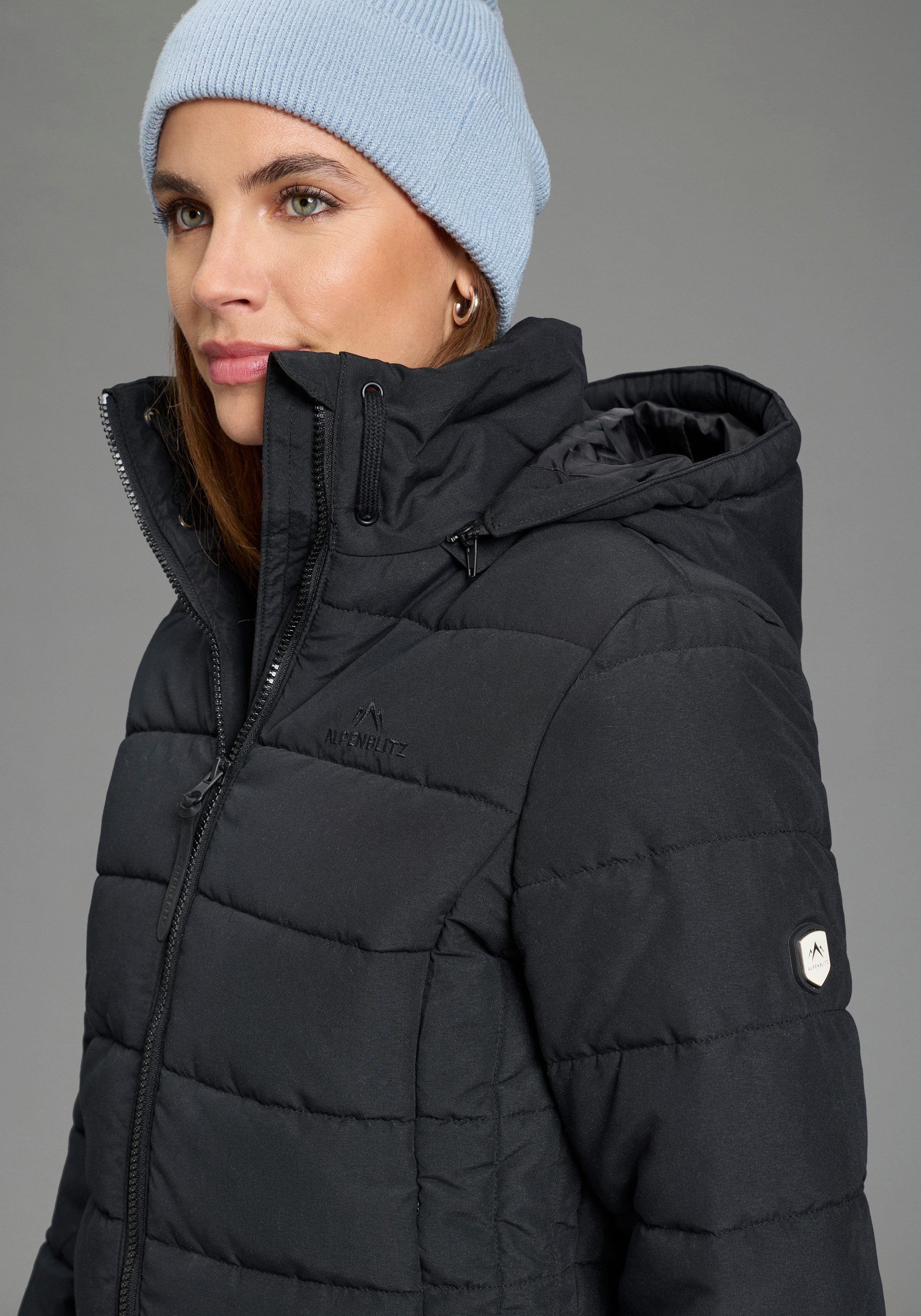 ALPENBLITZ Steppjacke Flockenwirbel für den Übergang, aus leichtem Material, unifarbenes Design – Bild 4 von 5