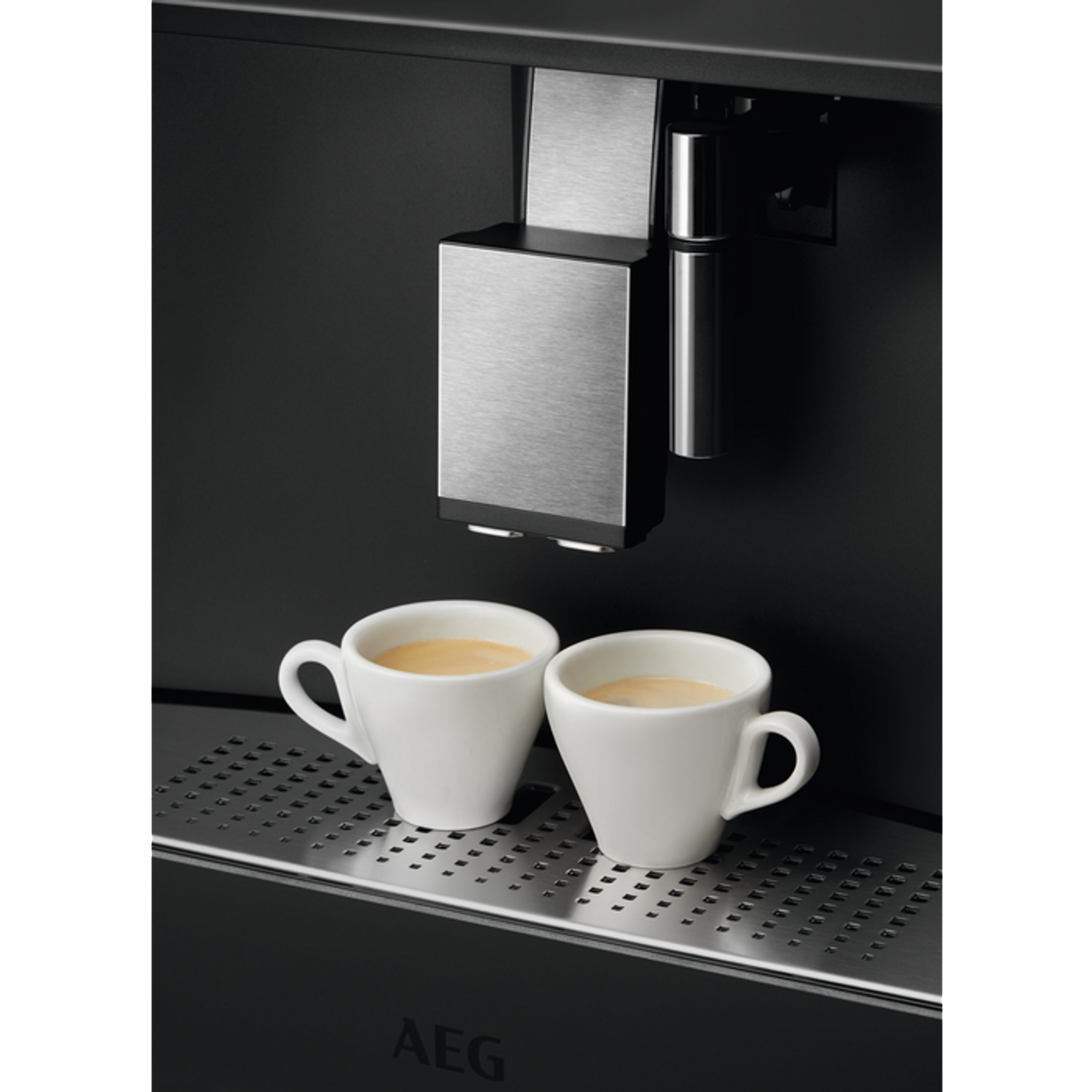 AEG Einbau-Kaffeevollautomat und KKA894500T, Black, Latte-Macchiato Matt Cappuccino-Funktion