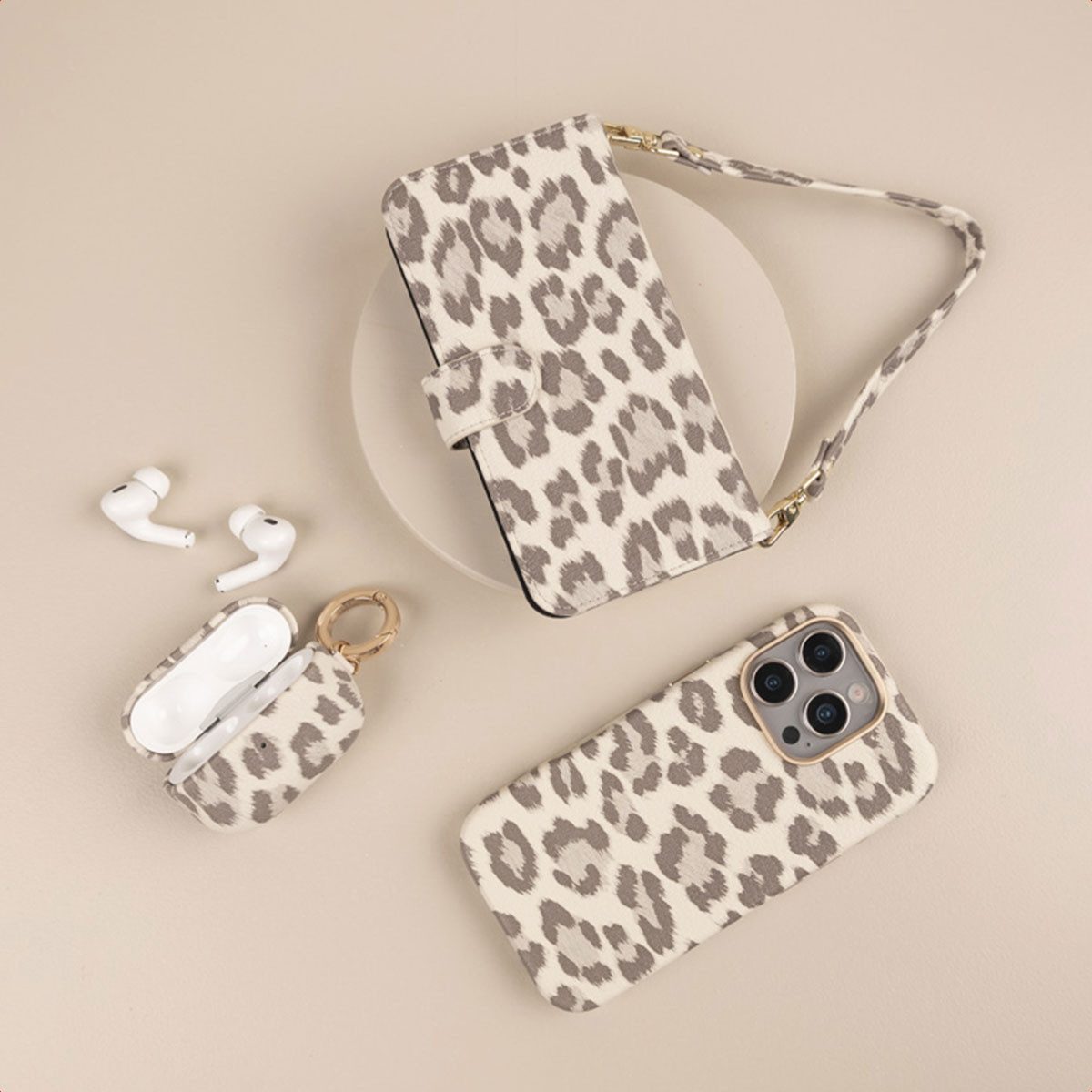 Selencia Backcover Selencia Sabi Backcover Leopardenmuster mit MagSafe Samsung Galaxy S25 – Bild 5 von 5