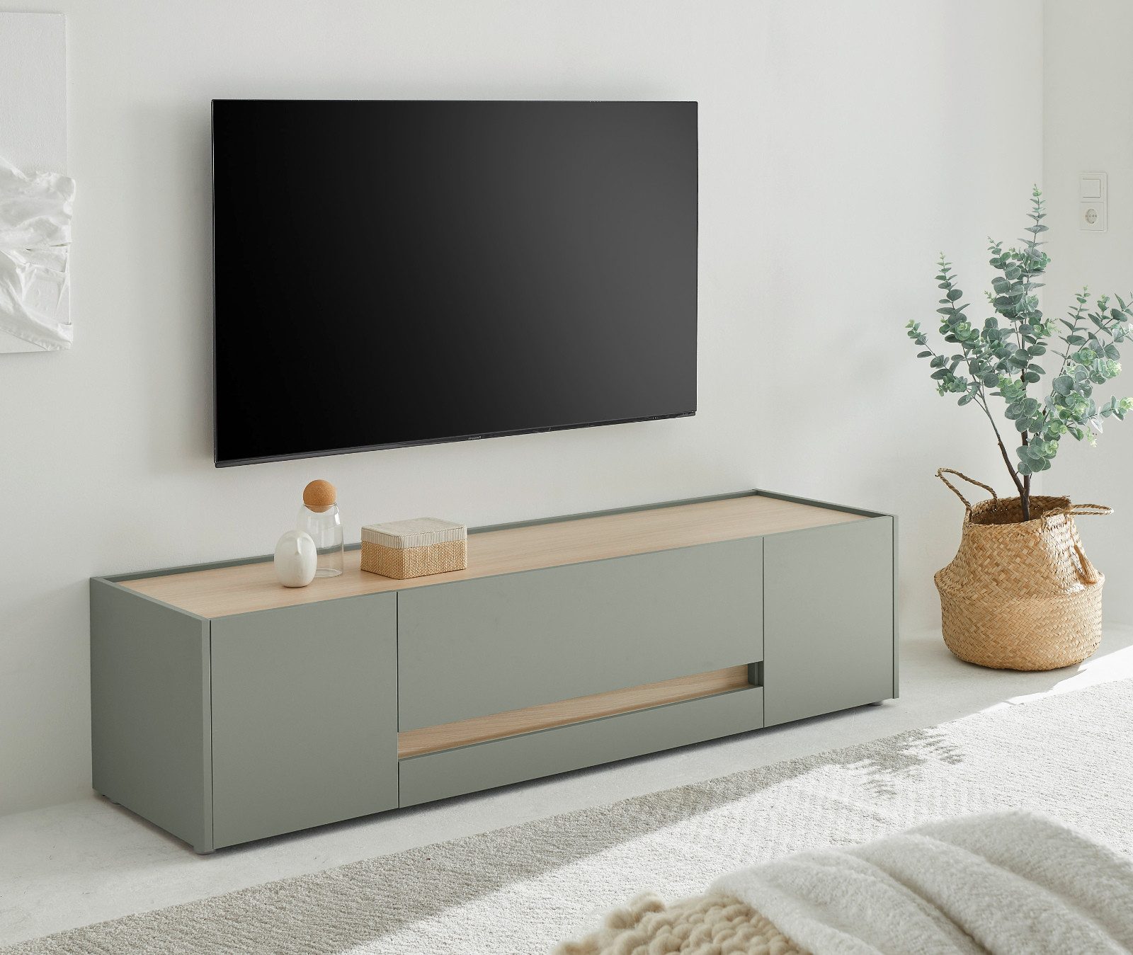 Furn.Design Lowboard Center (Flat TV Unterschrank in Salbei Grün mit Eiche, Breite 170 cm / bis 70), mit viel Stauraum – Bild 3 von 5