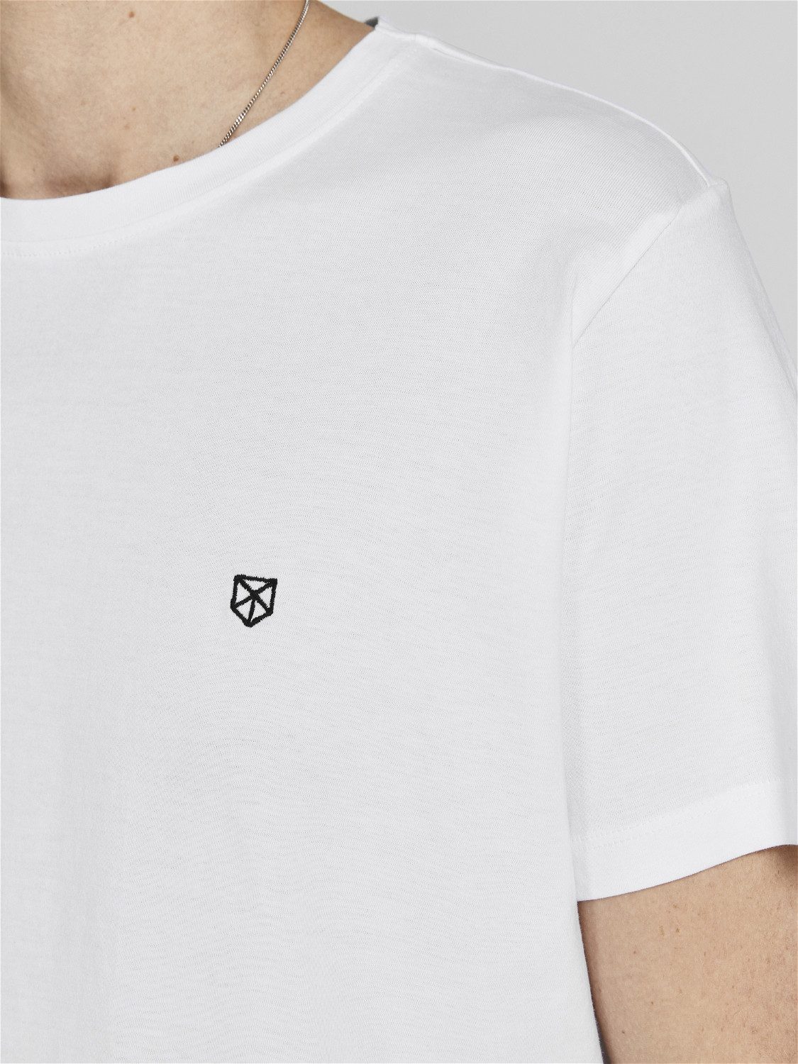 Jack & Jones Rundhalsshirt JPRBLABRODY im 5er-Pack, mit Logodruck, Rundhals und atmungsaktiv (Packung, 5-tlg., 5er-Pack) Rundhals, normal, Baumwolle