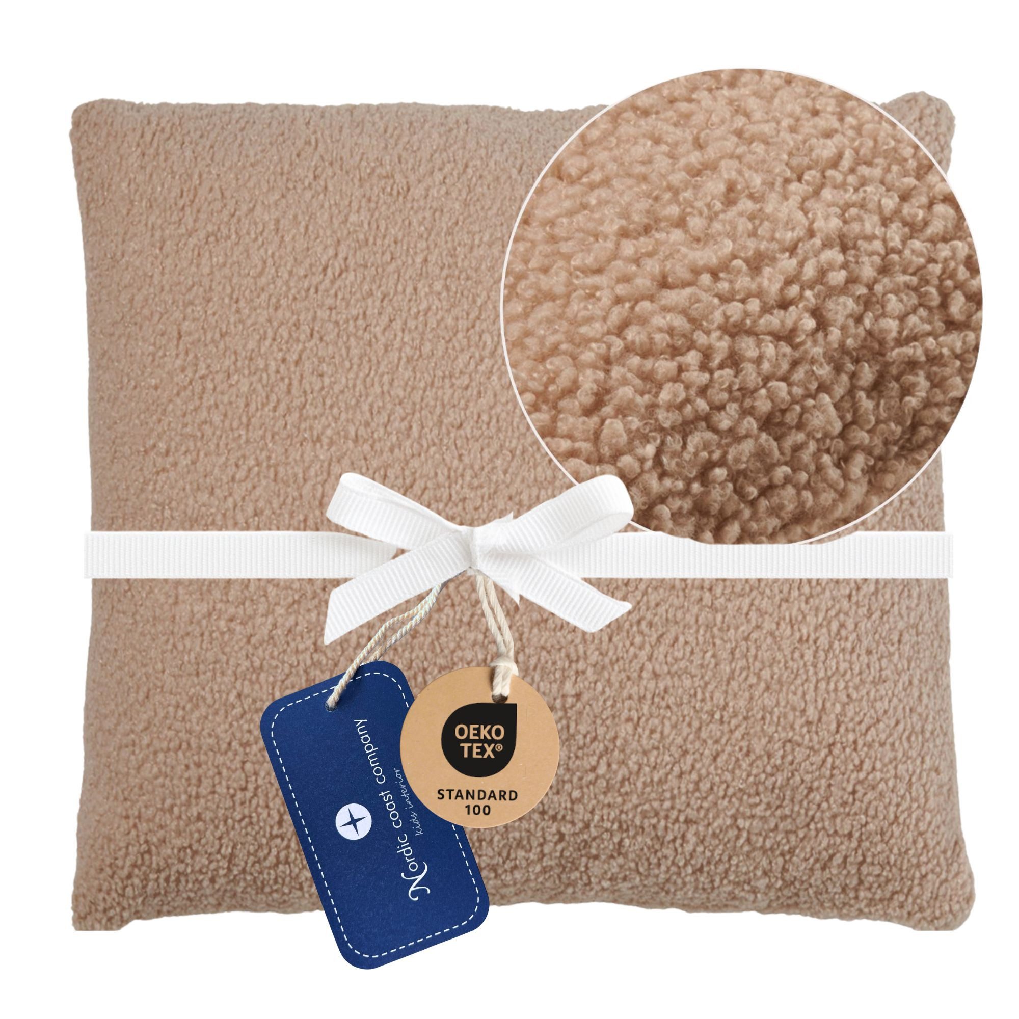 Nordic Coast Company Dekokissen Teddy Bouclé Stoff - Kissen inkl. Füllung, Kissenhülle mit Füllung