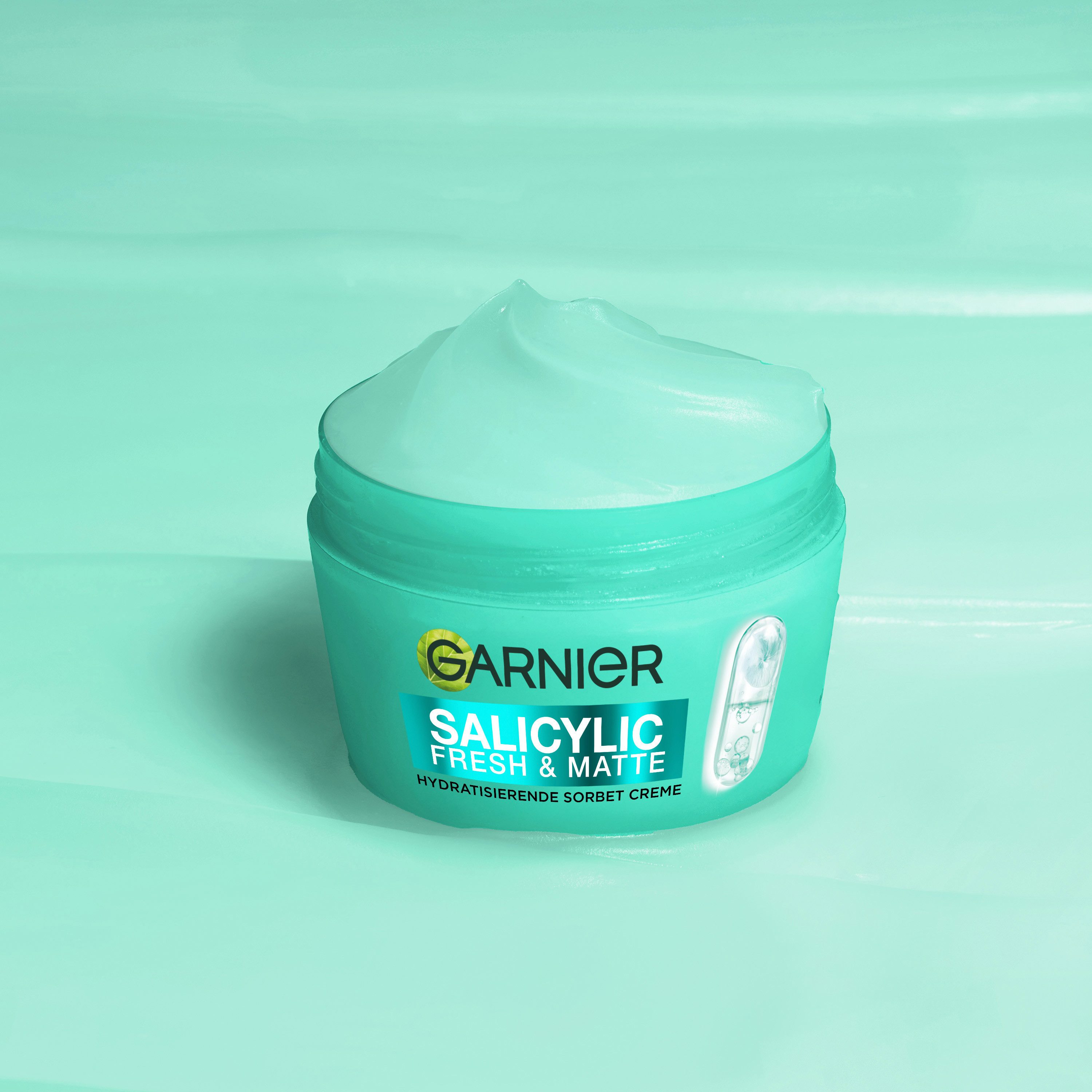 GARNIER Tagescreme FRESH & MATTE SALICYLIC SORBET CREME, sanftes Peeling gegen Pickel und Unreinheiten