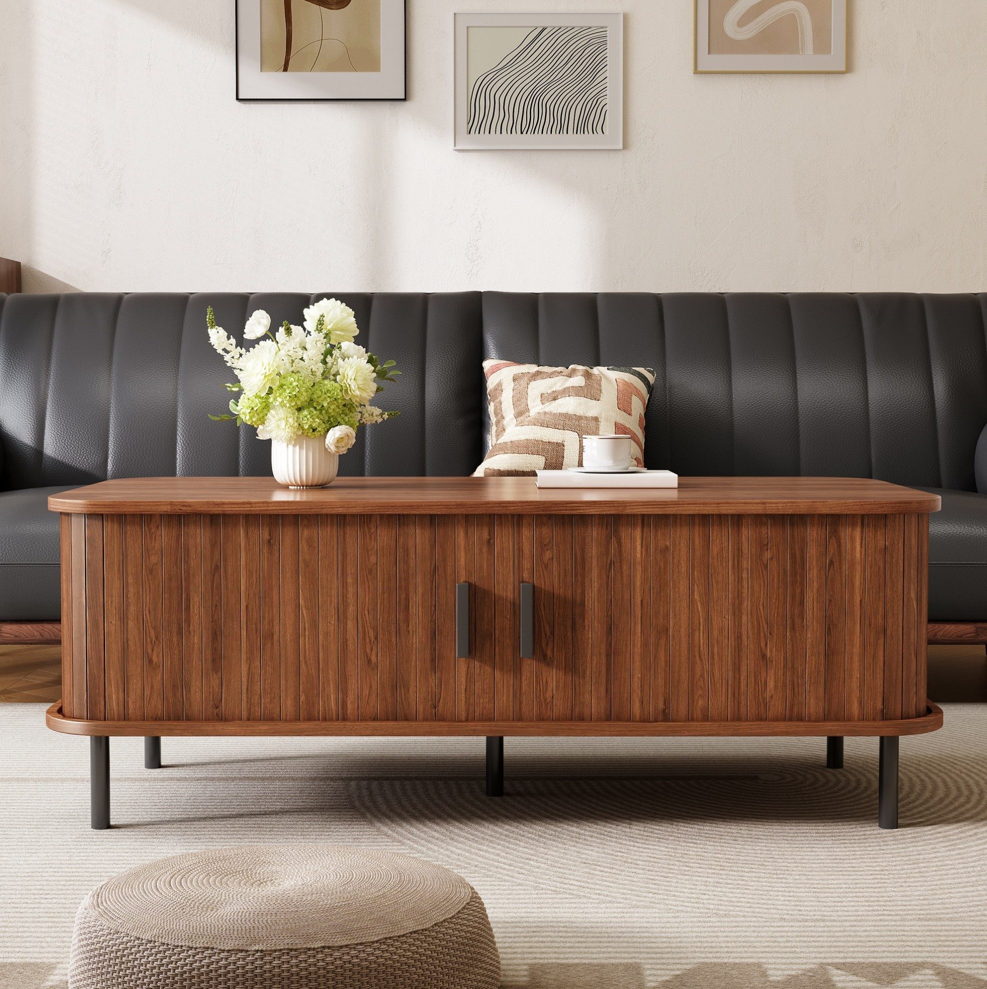 MODFU Couchtisch Kompakter Tisch – 120×55×45 cm mit 2 Schiebetüren & Stauraum (Packung, 1-St., Walnuss, für Wohnzimmer & Esszimmer), Lamellenoptik, offenes Design, vielseitig