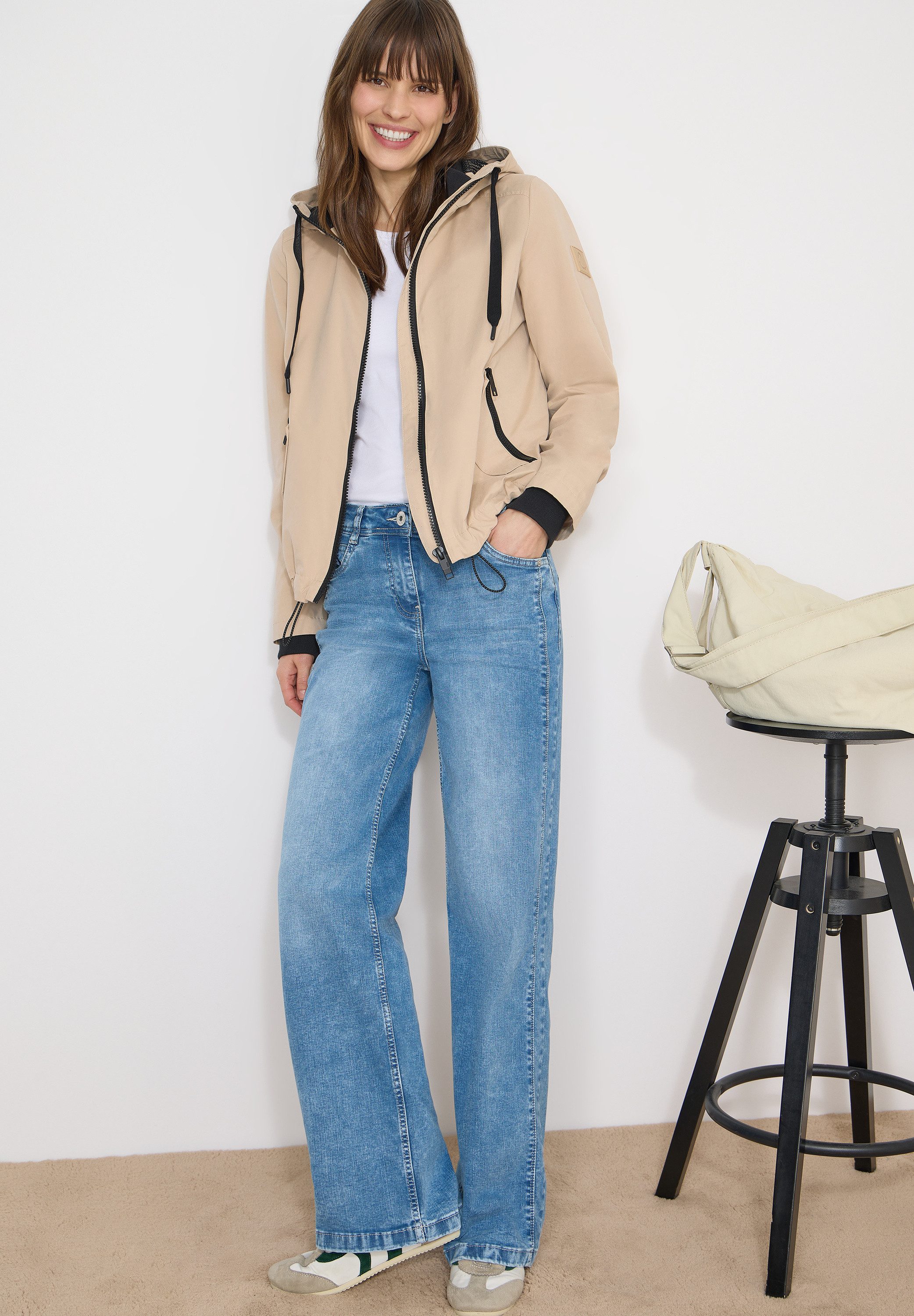 CECIL Kurzjacke im Hoodie-Style – Bild 2 von 5