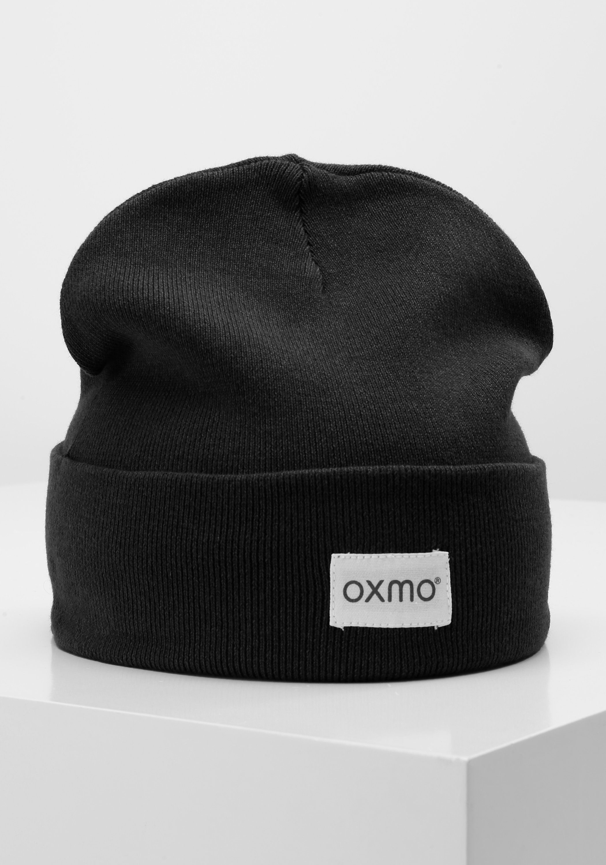 OXMO Beanie OXBiene Strickmütze mit Logobadge BLACK (799000)