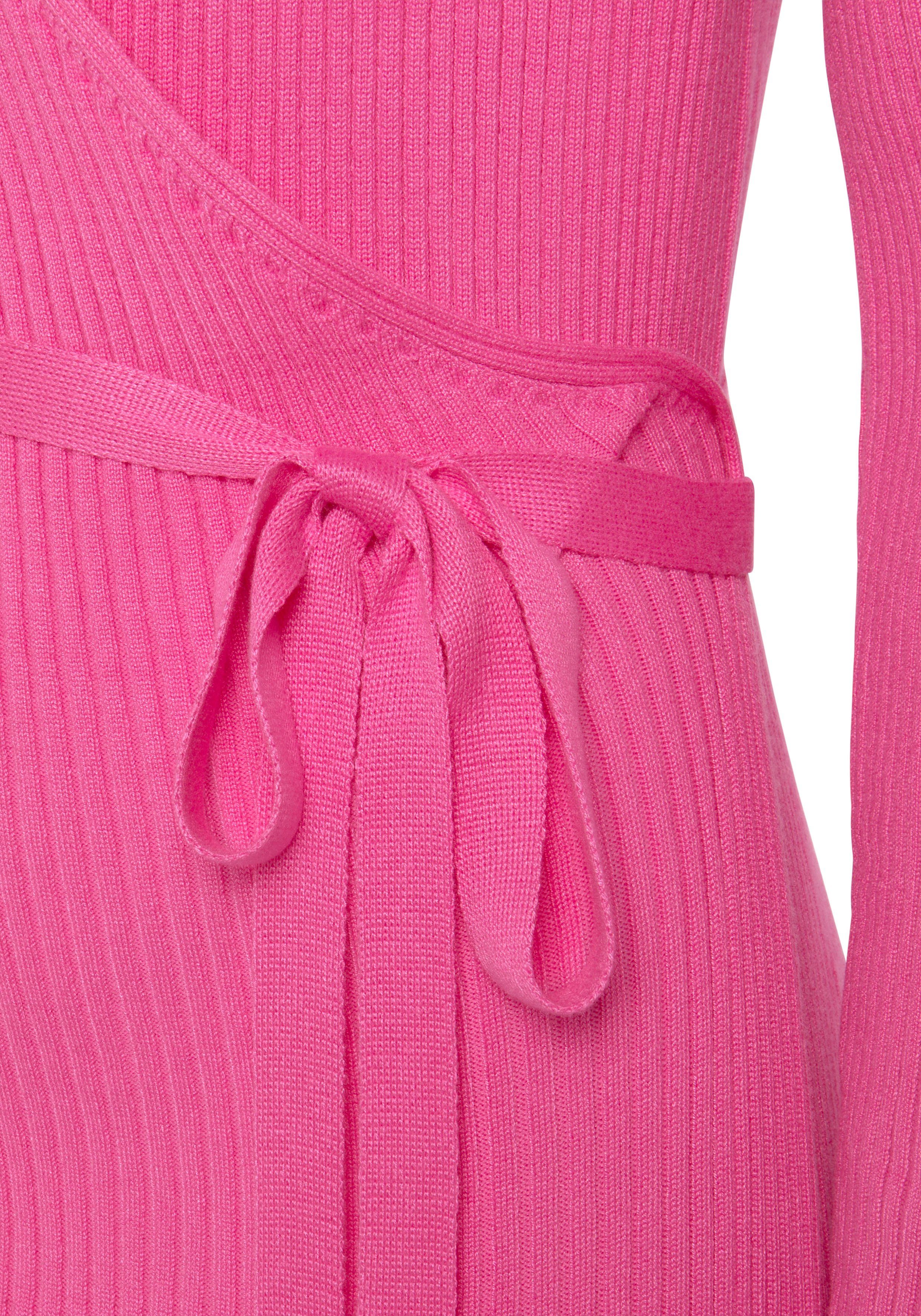 LASCANA Strickkleid Loungekleid zum wickeln mit Taillengürtel, Loungewear