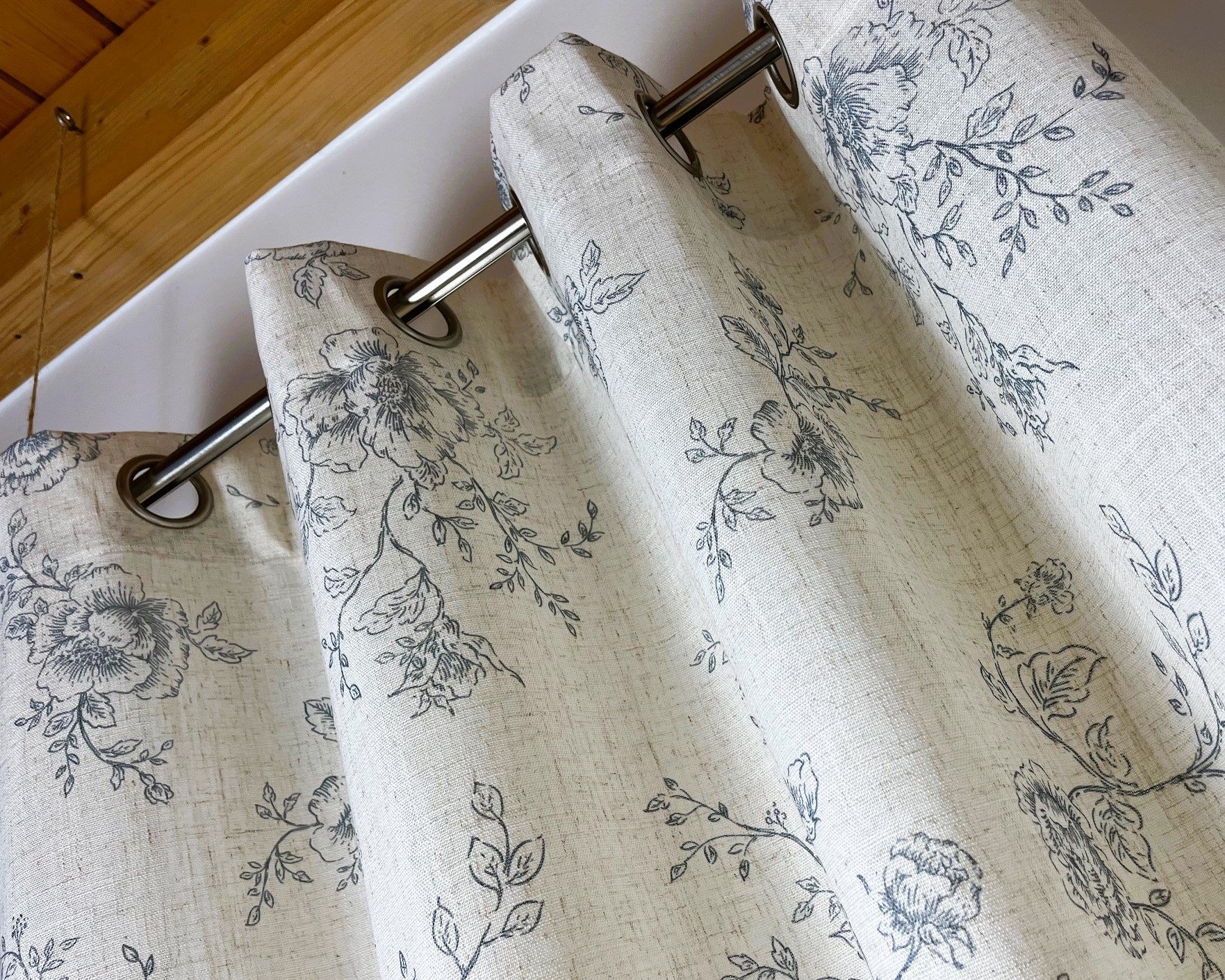 novumfix Vorhang Ösenvorhang "Jenny" graublaue Rose, Leinenoptik 140x260cm(BxH), blickdicht, extra lang 260 cm