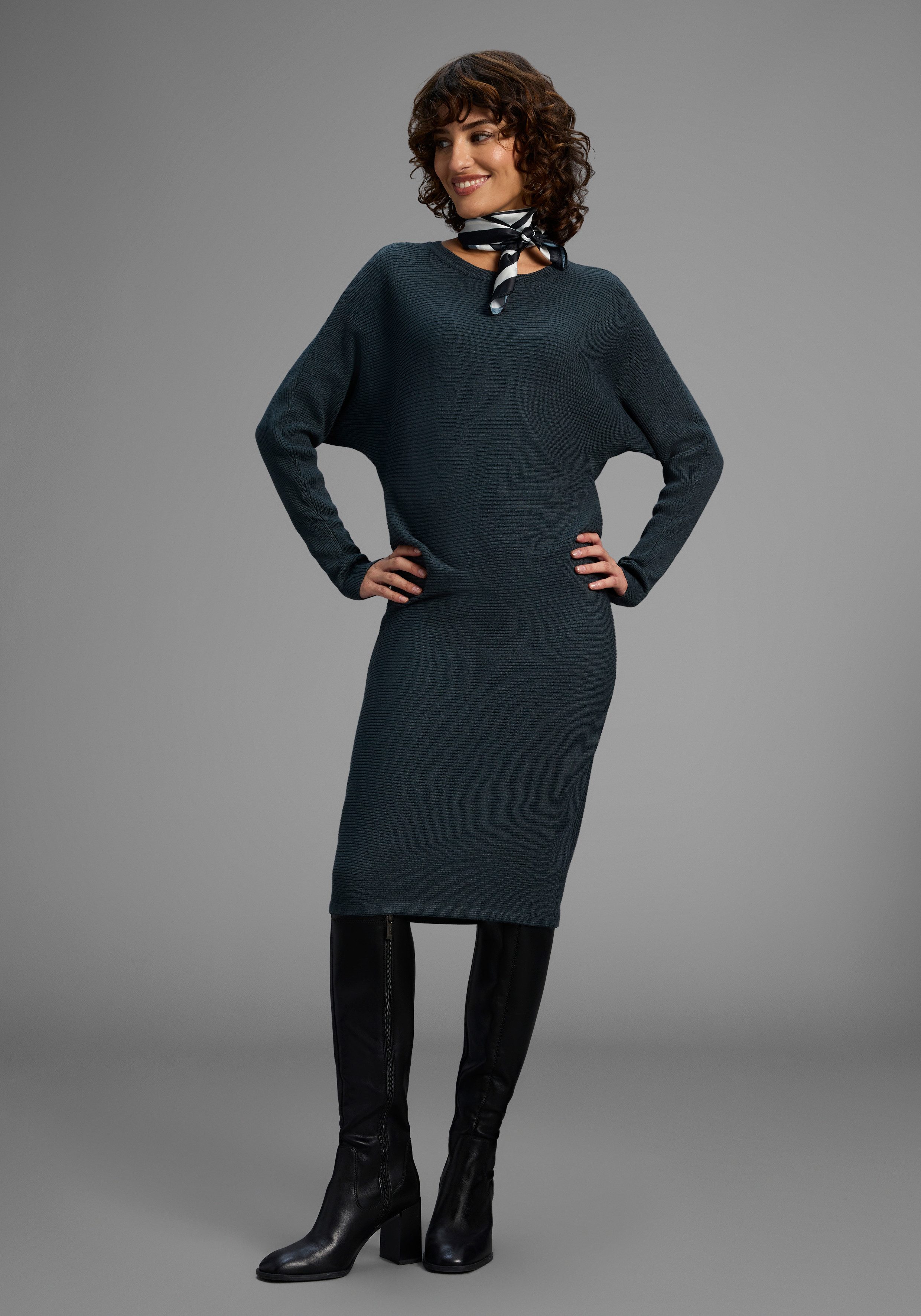 Laura Scott Strickkleid mit Fledermausärmeln und günstig online kaufen