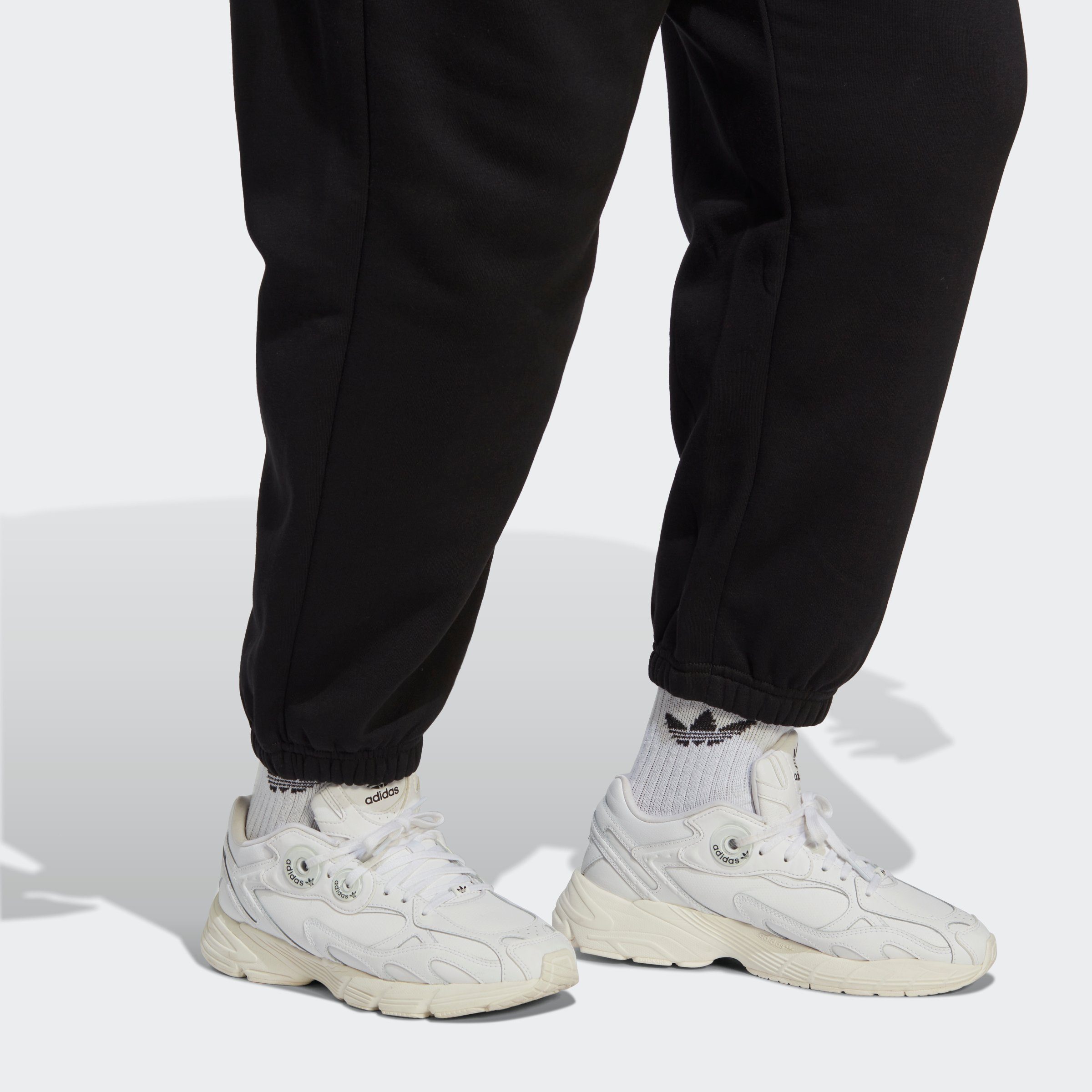 adidas Originals Black FLEECE ESSENTIALS Sporthose (1-tlg)