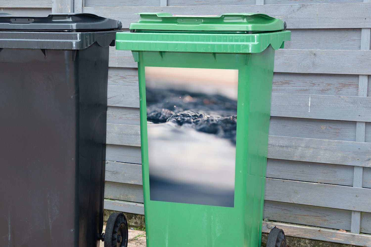 MuchoWow Wandsticker Wasser - Meer Mülleimer-aufkleber, Sticker, Mülltonne, Abfalbehälter St), (1 Container, Wellen 