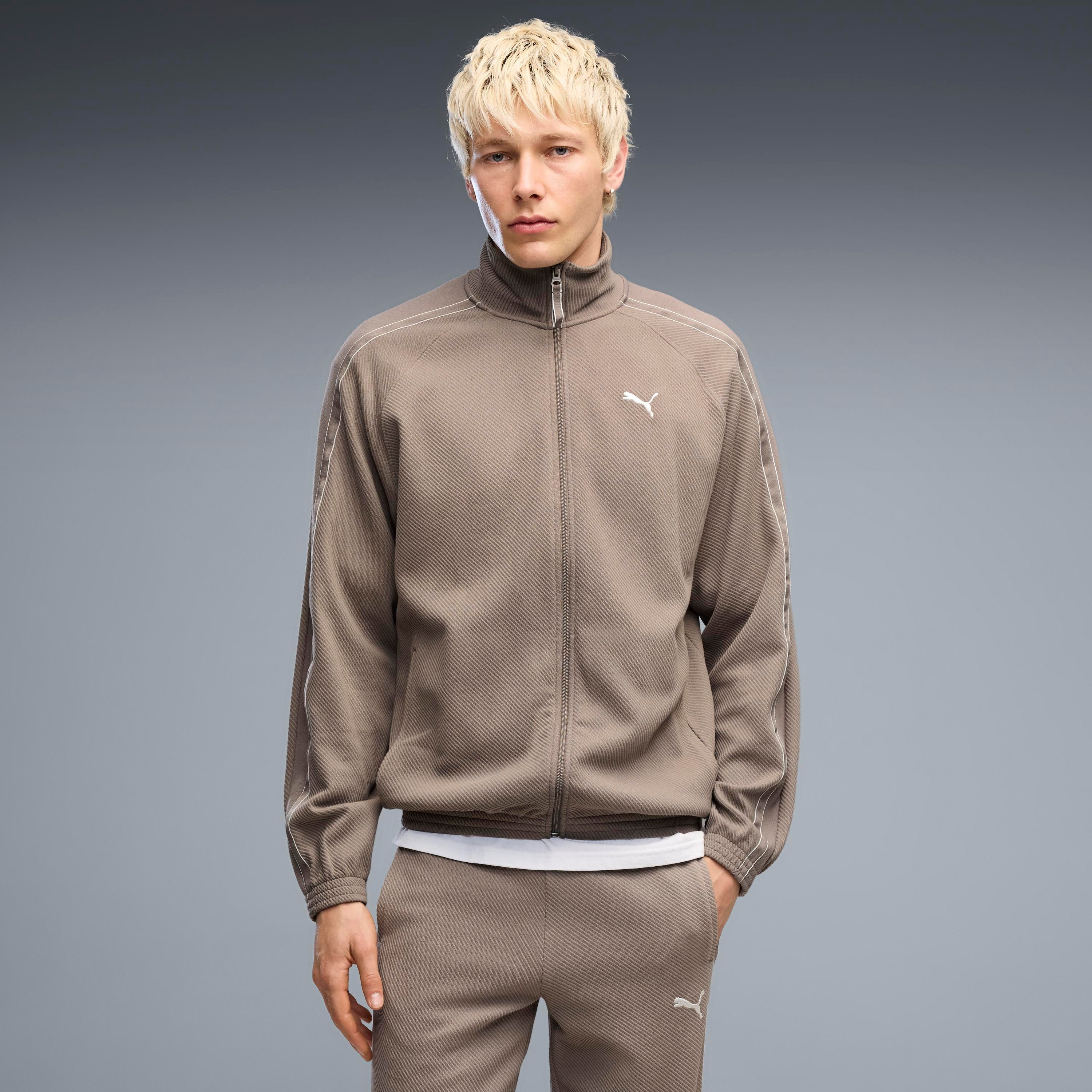 PUMA Trainingsjacke CLASS RELAXED MATERIAL TRACK JACKET mit Stehkragen, unifarbenes Design, Relaxed Fit