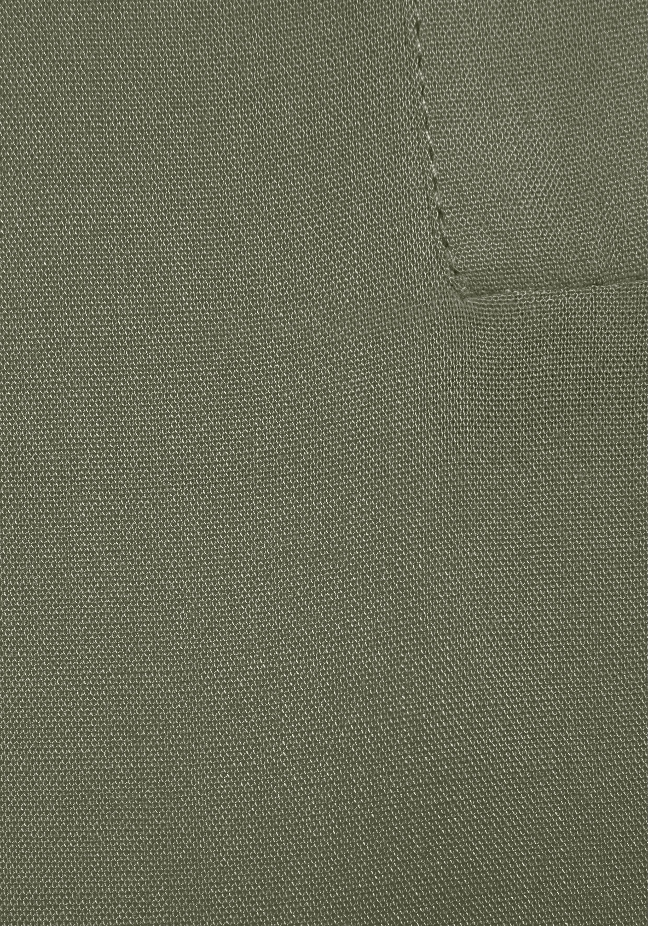 LASCANA Schlupfbluse mit 3/4-Ärmeln und kurzer Knopfleiste lockere Damenbluse, Blusenshirt mit Krempelärmel, Business, Basic – Bild 5 von 5